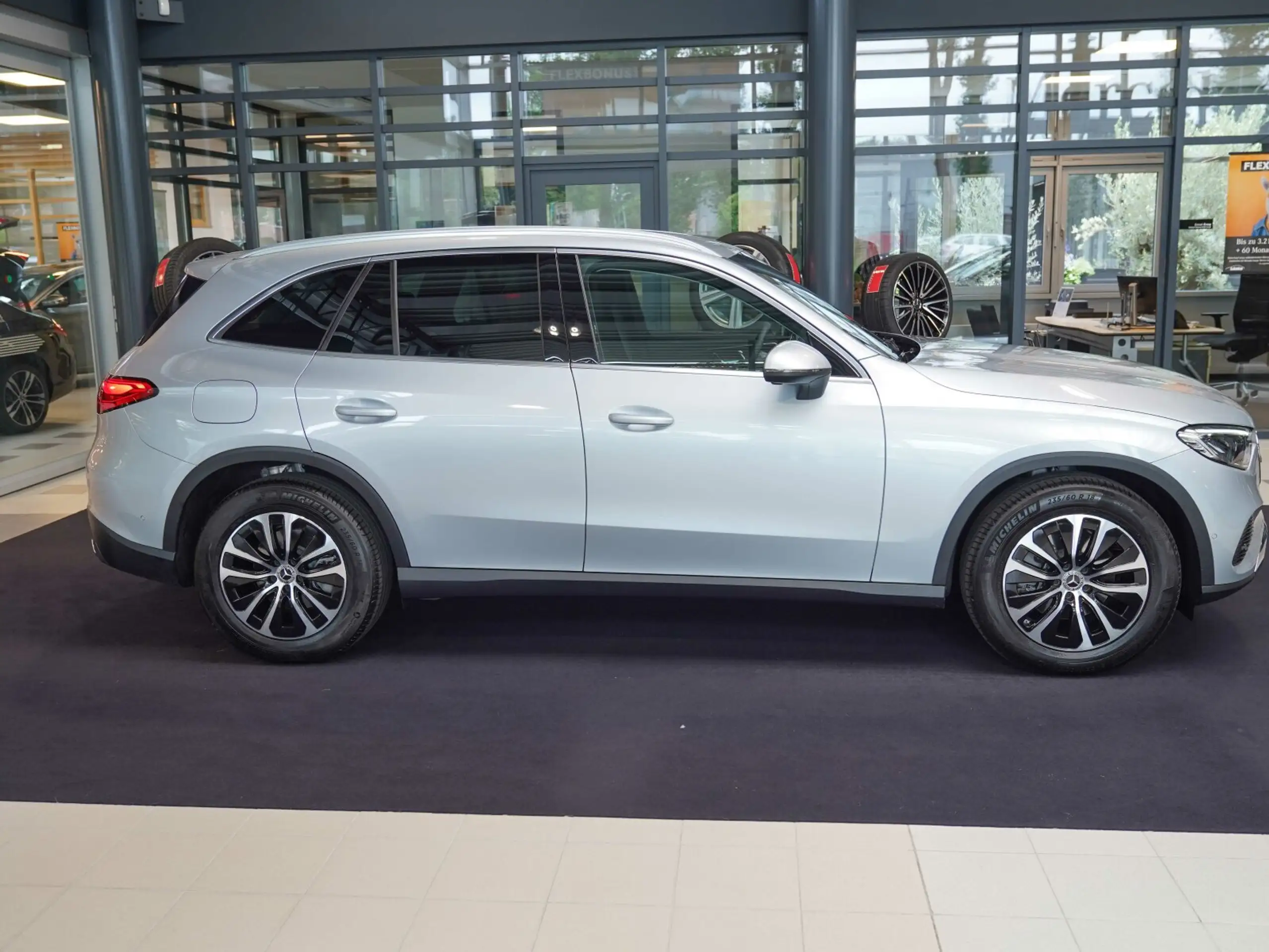 Mercedes-Benz - GLC 220