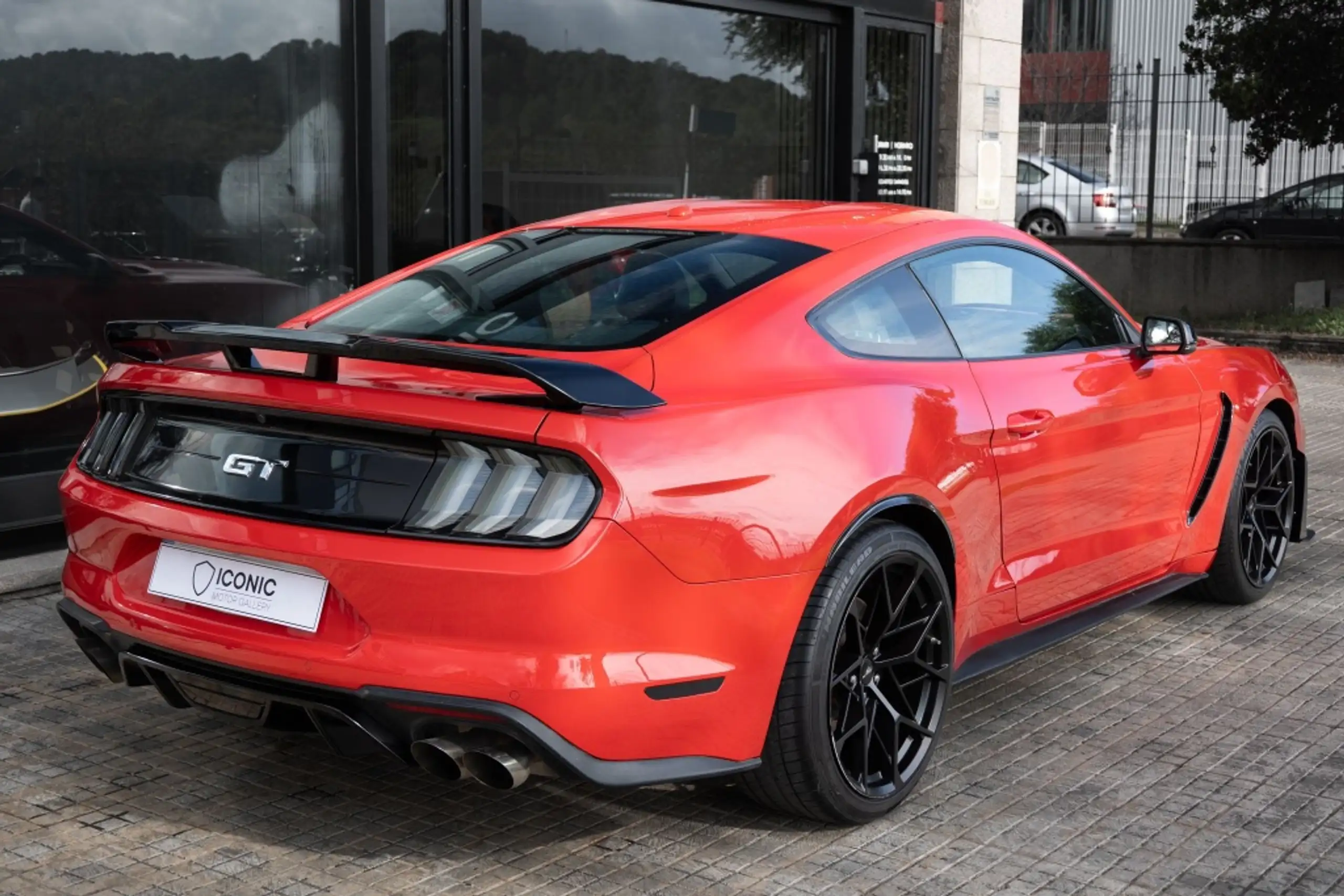 Ford - Mustang