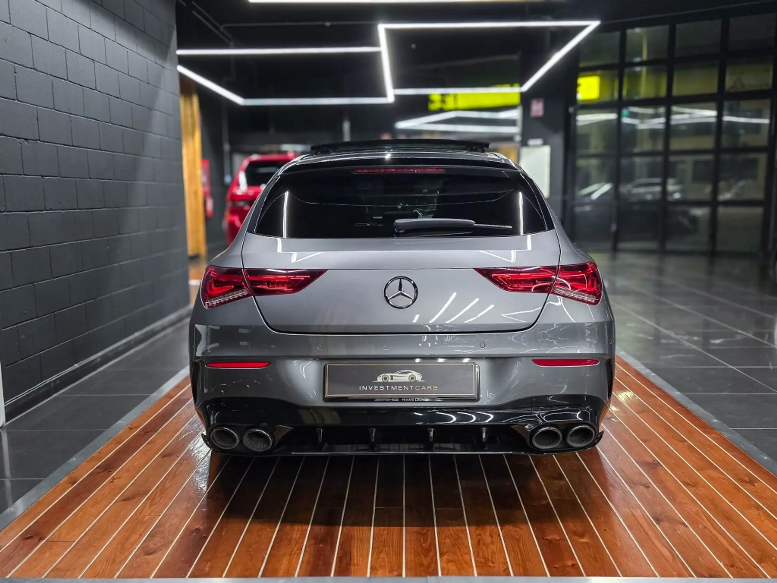 Mercedes-Benz - CLA 45 AMG