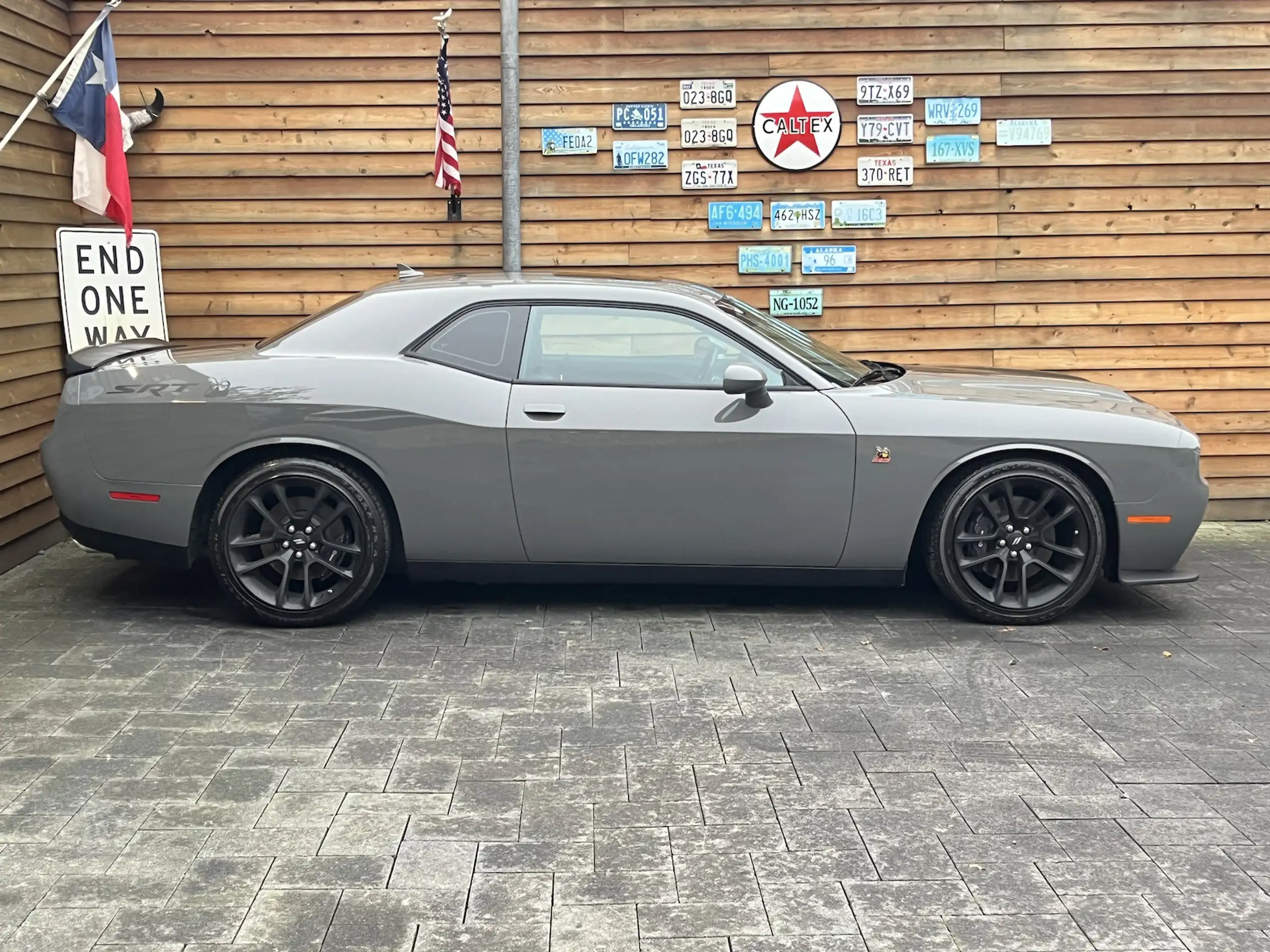 Dodge - Challenger