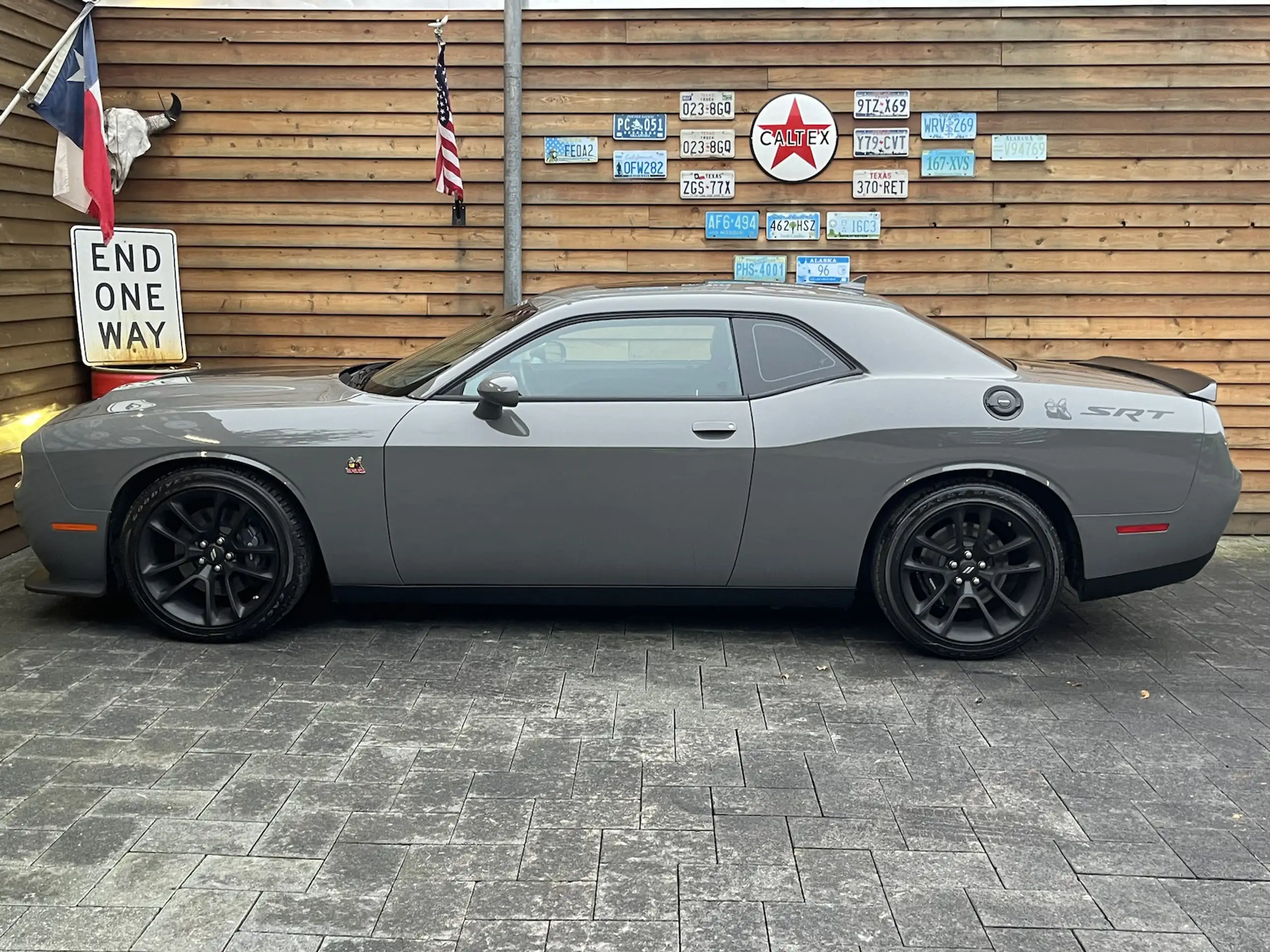 Dodge - Challenger