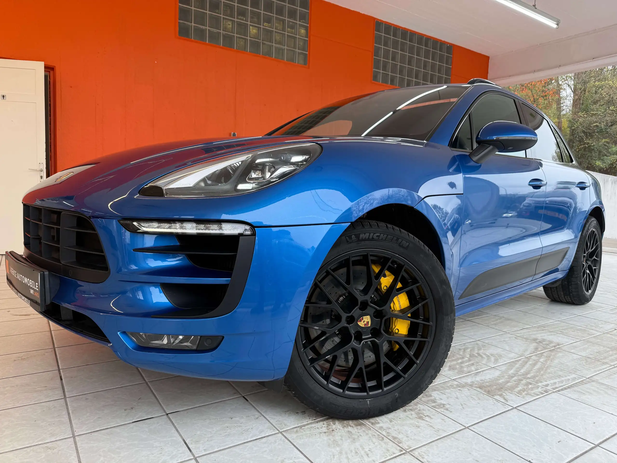 Porsche - Macan