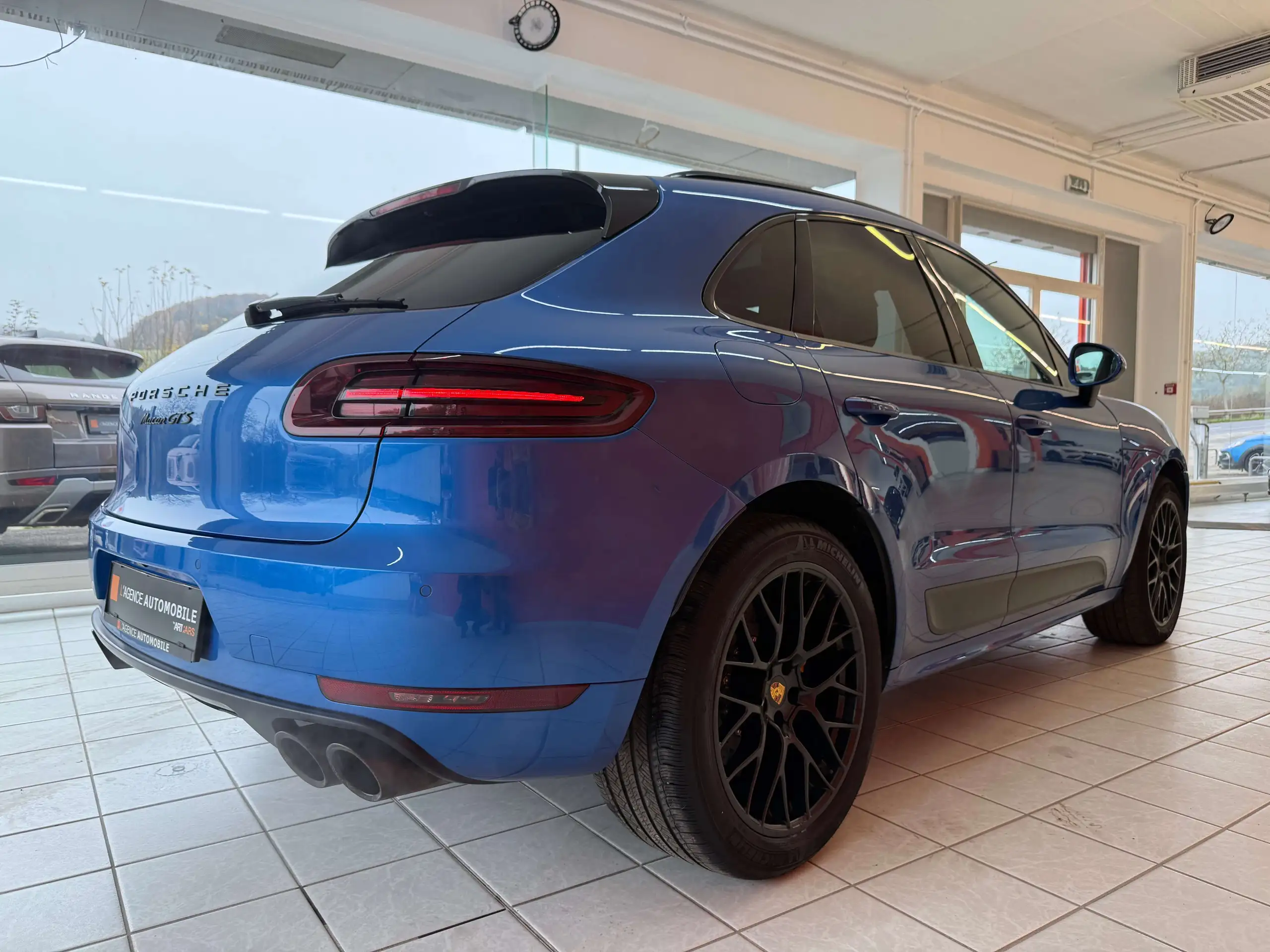 Porsche - Macan