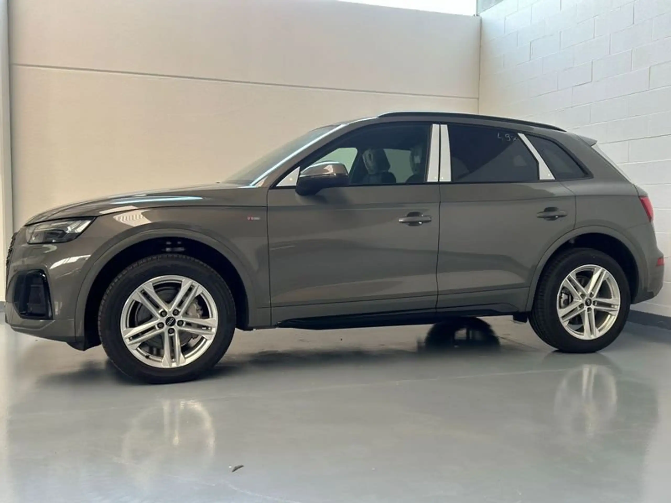 Audi - Q5