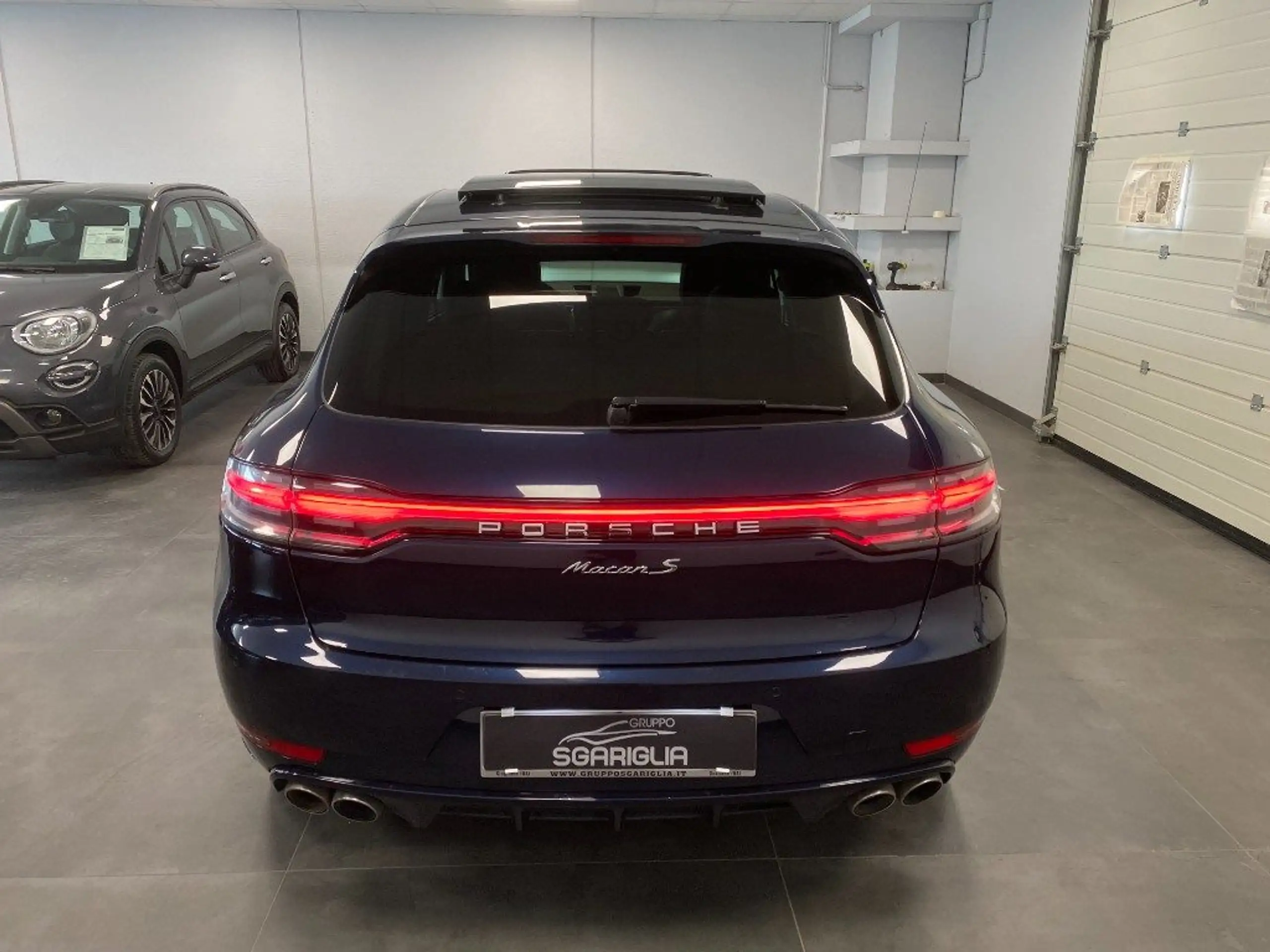 Porsche - Macan