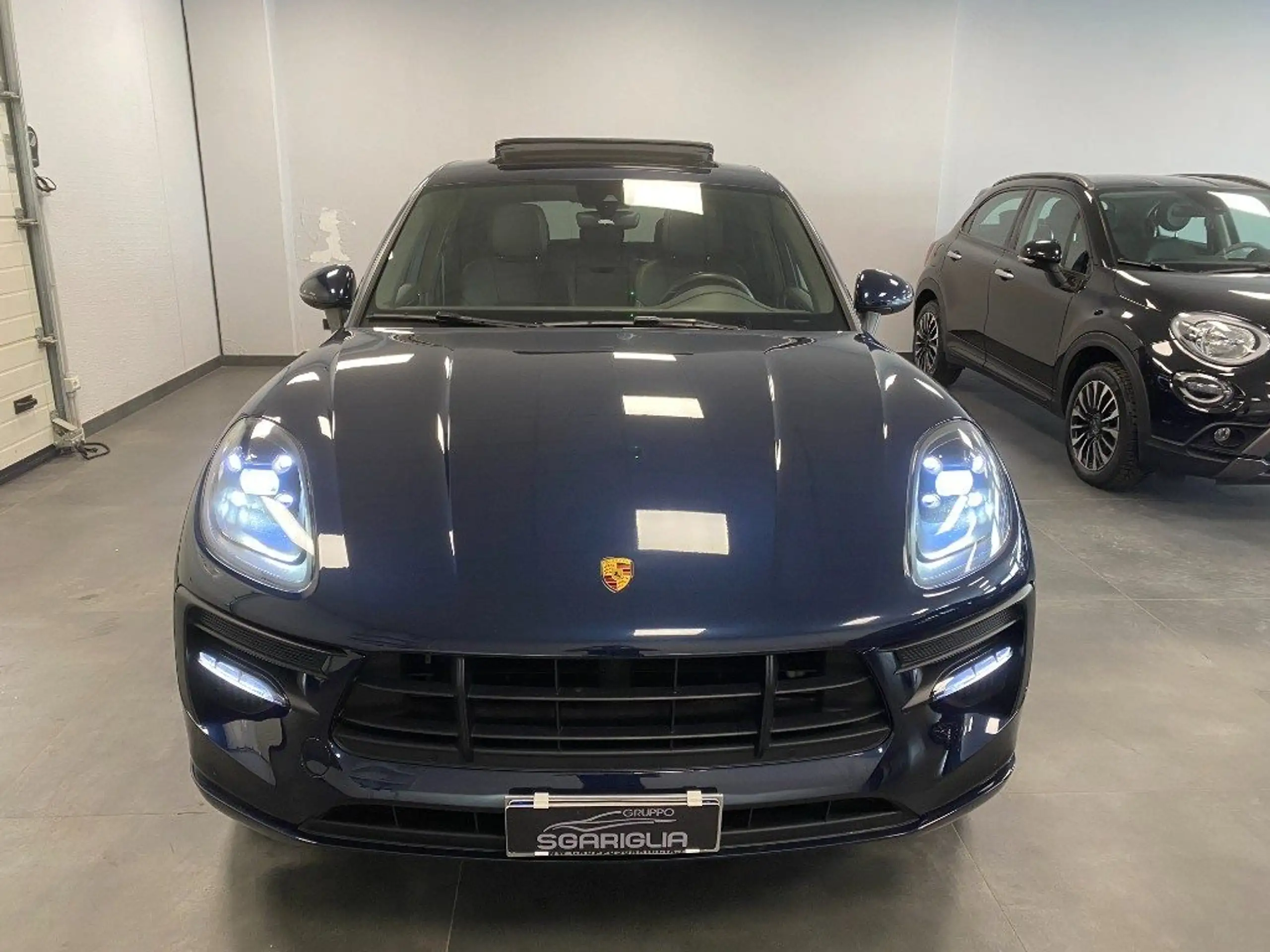 Porsche - Macan