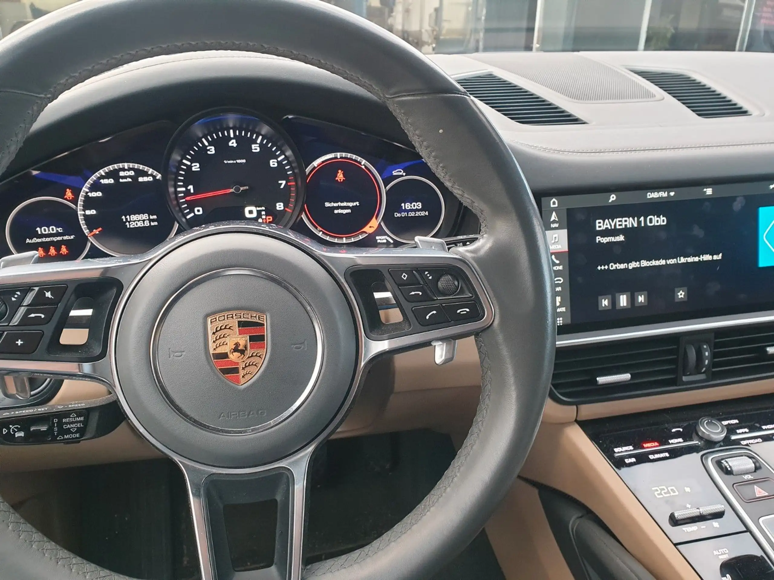 Porsche - Cayenne