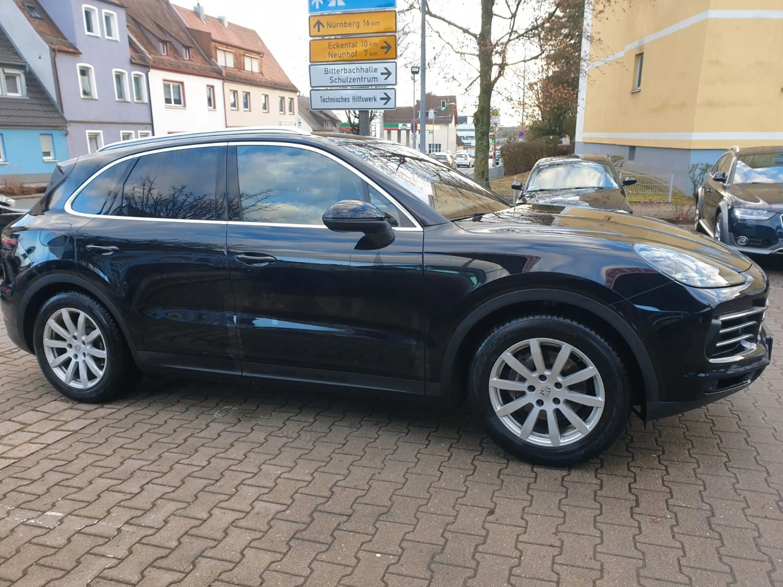 Porsche - Cayenne