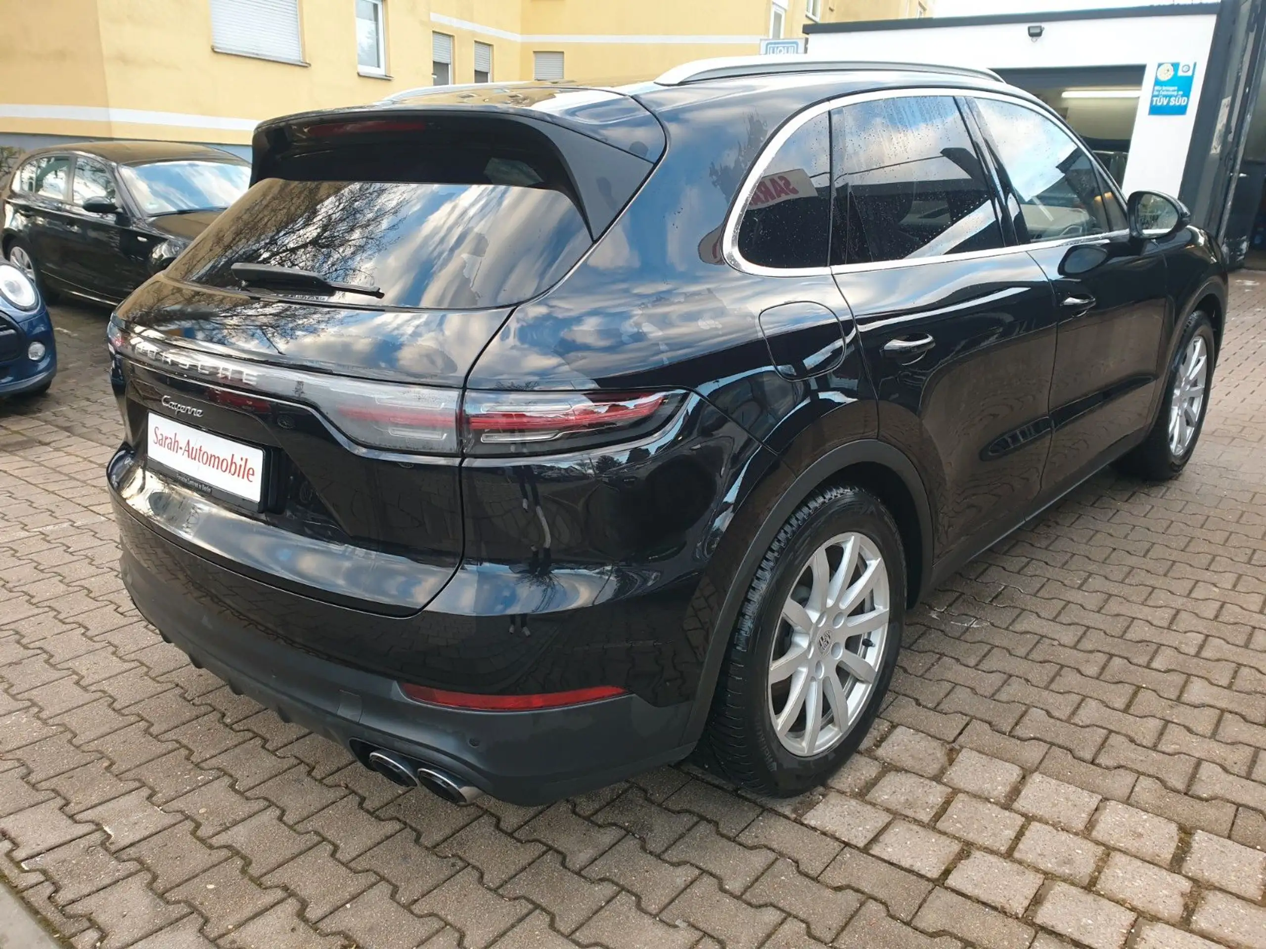 Porsche - Cayenne