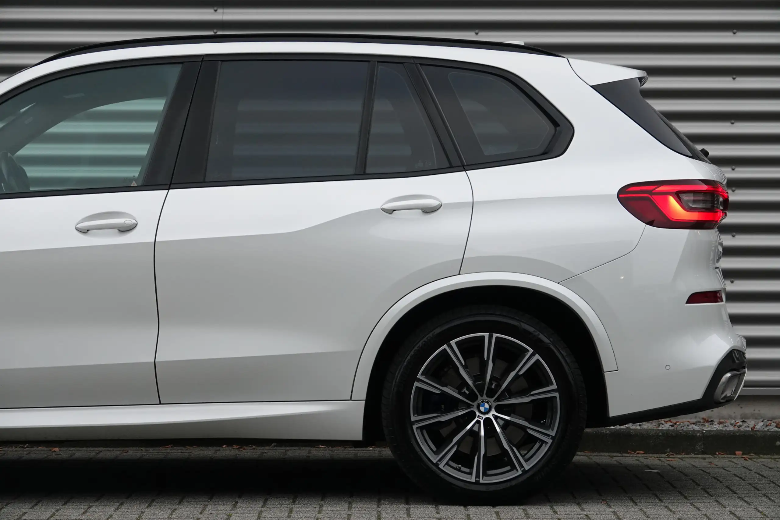 BMW - X5