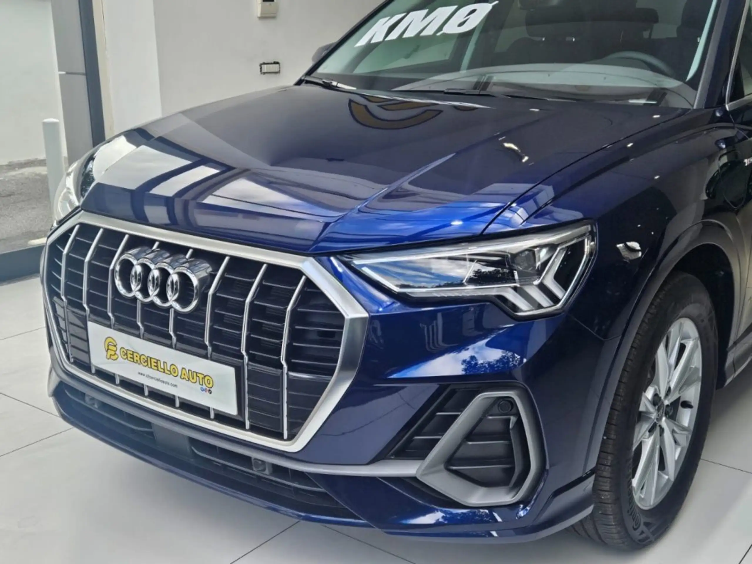 Audi - Q3