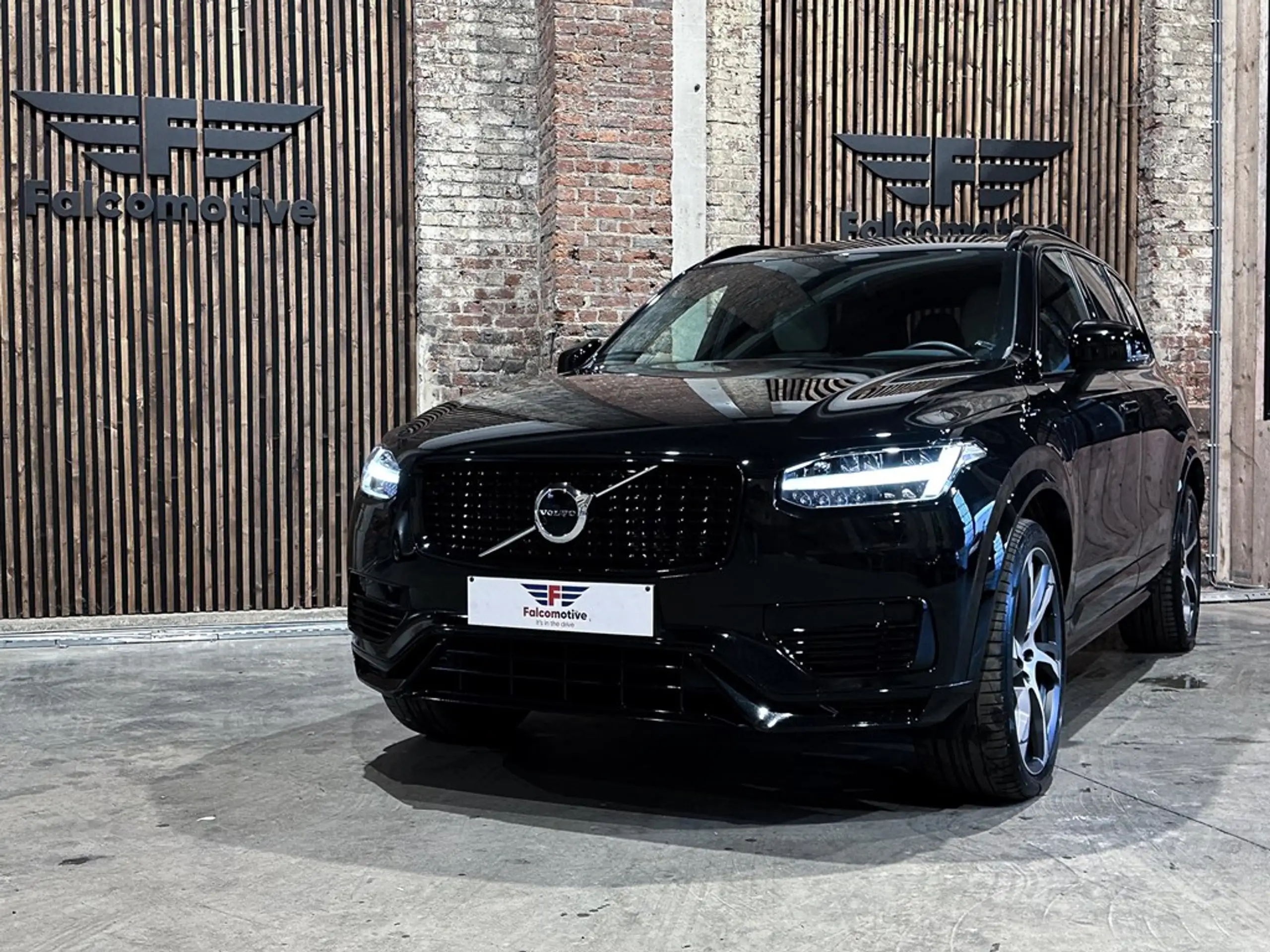 Volvo - XC90