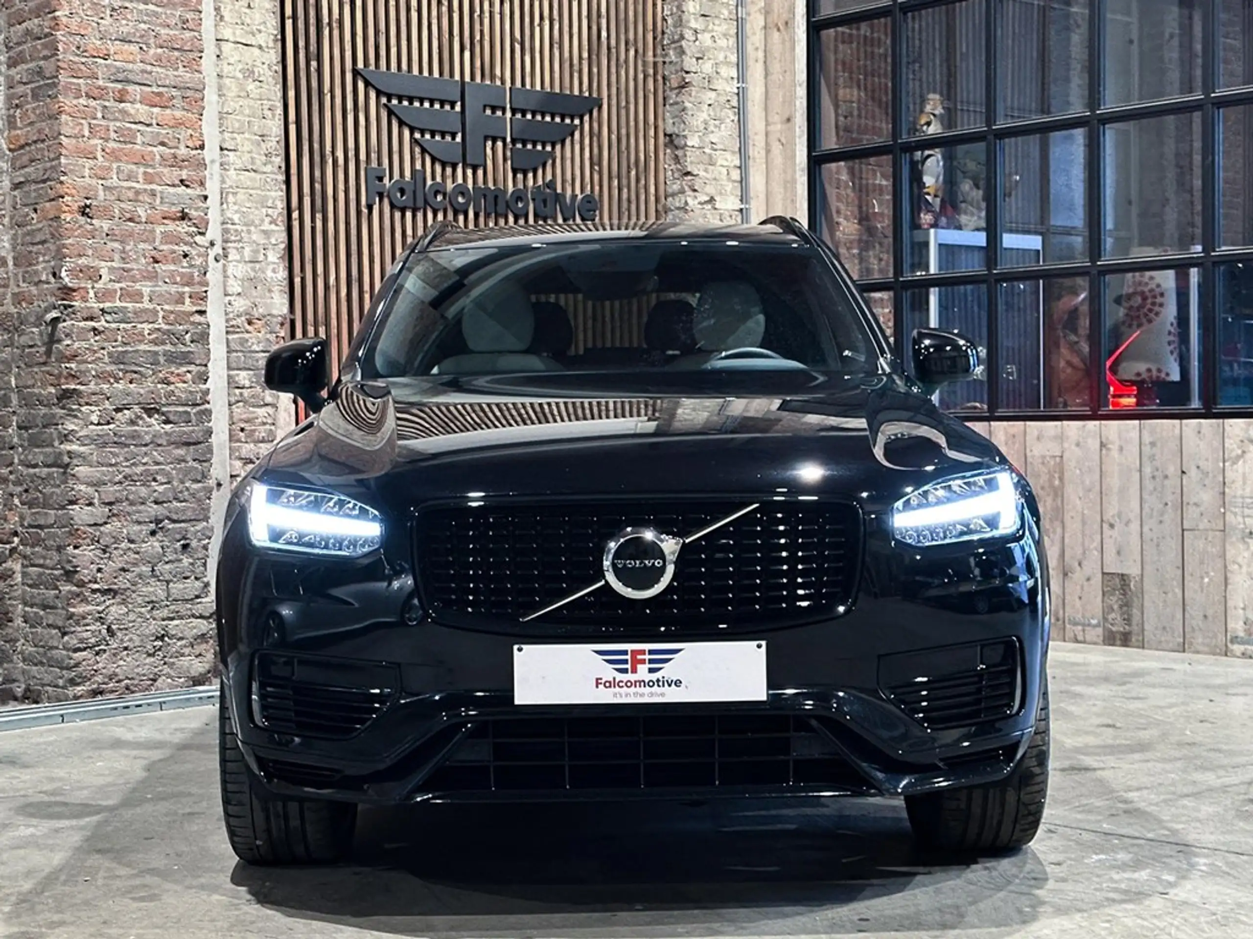 Volvo - XC90