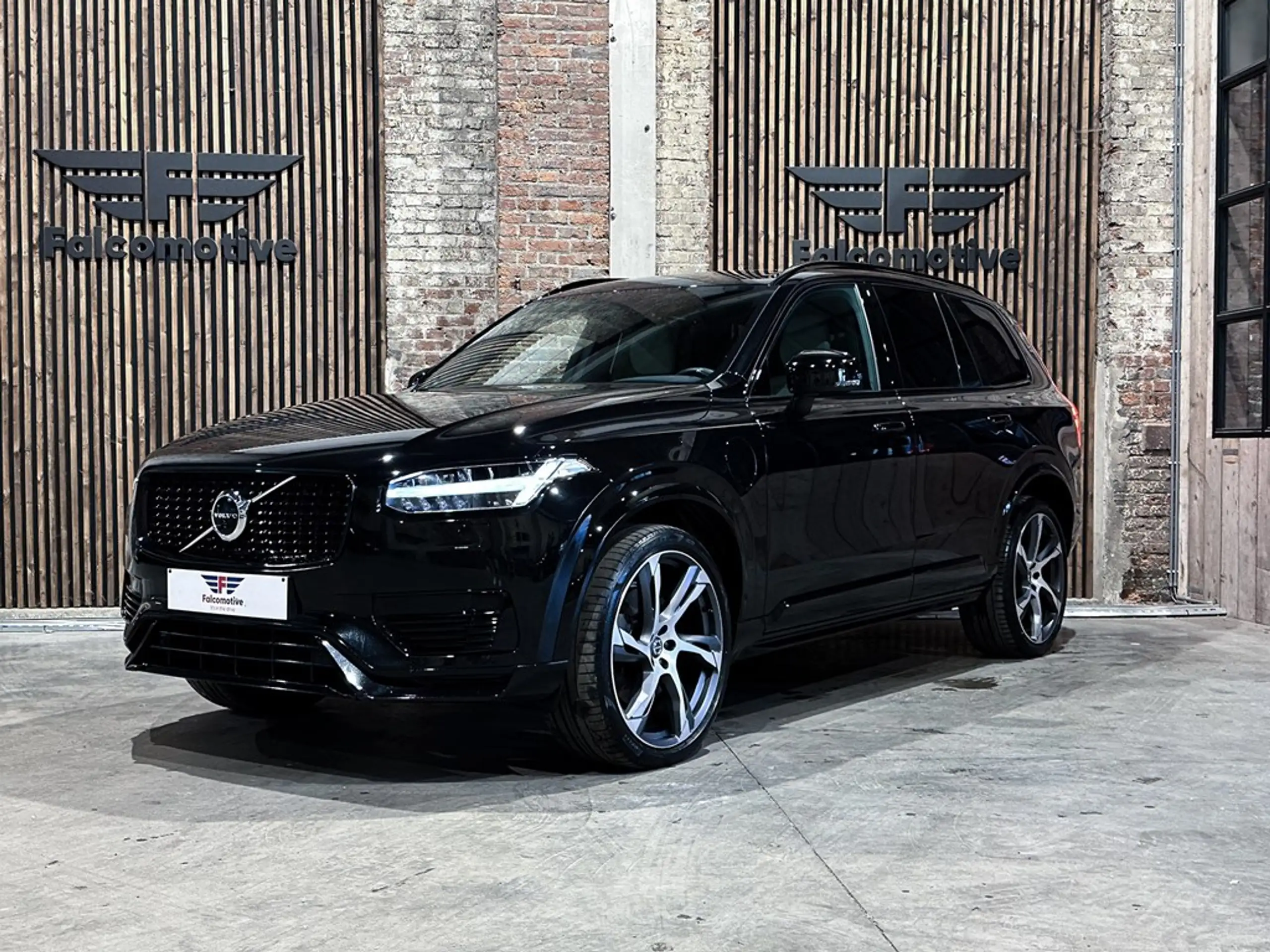 Volvo - XC90