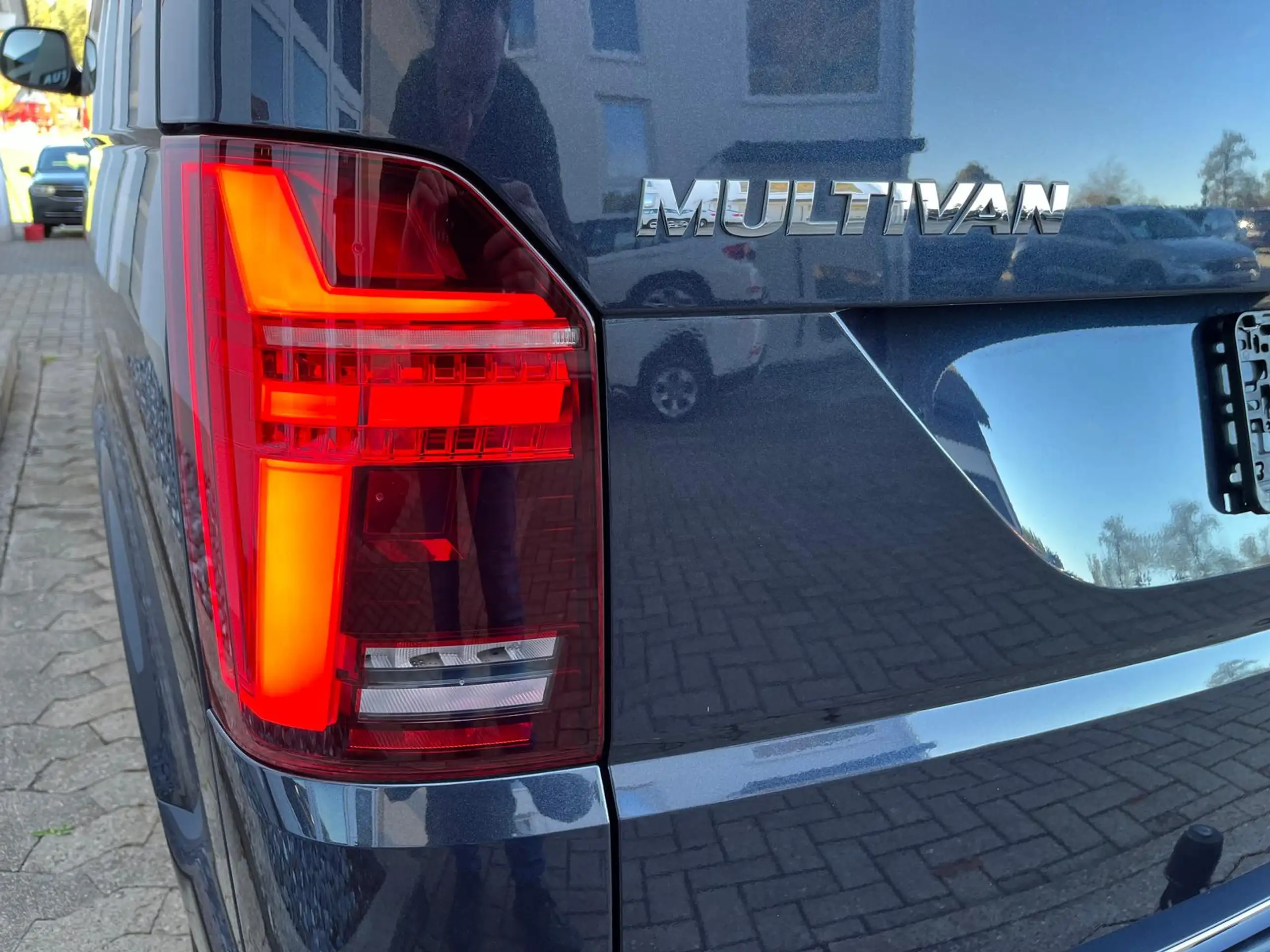 Volkswagen - T6.1 Multivan