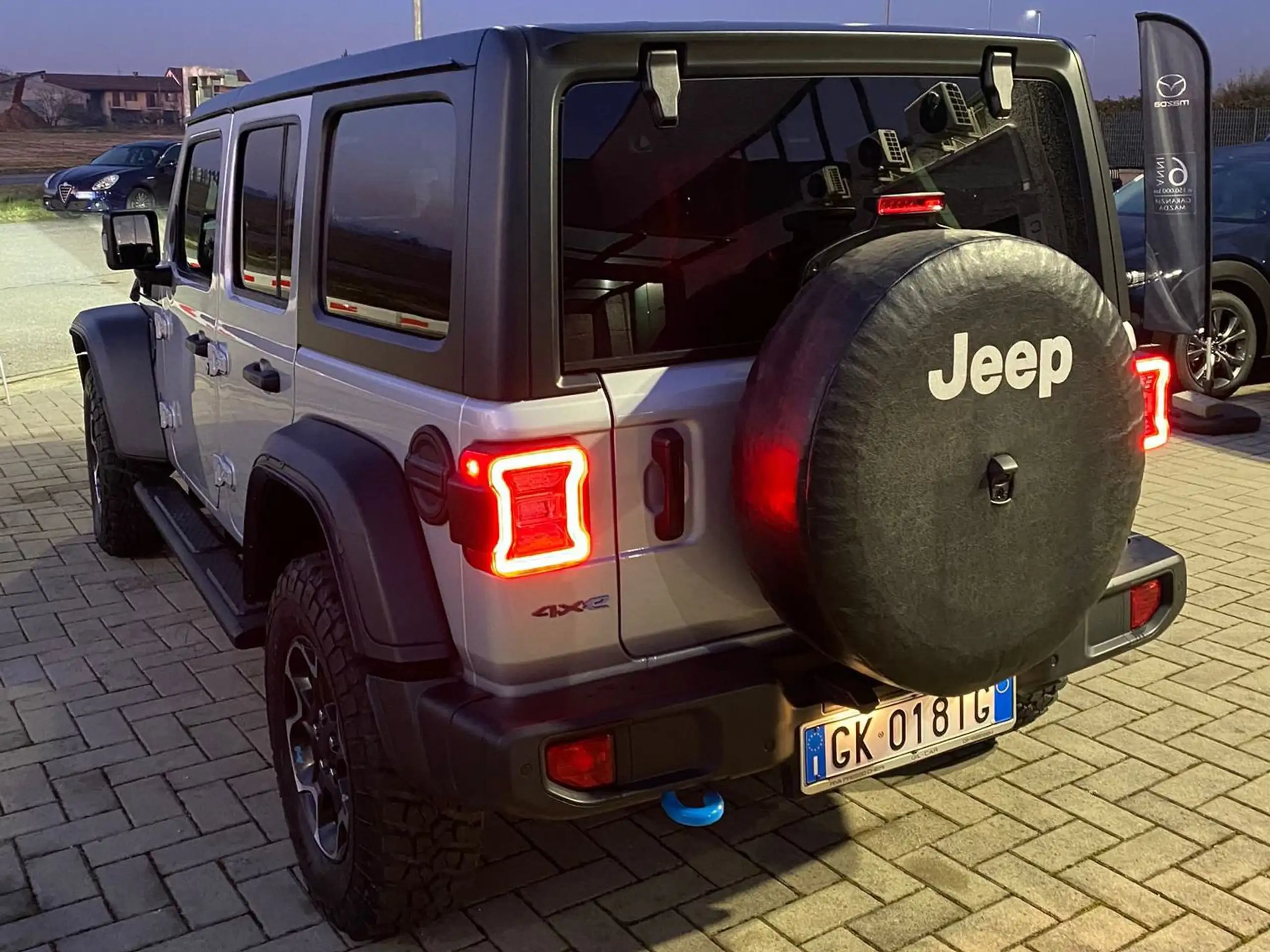 Jeep - Wrangler