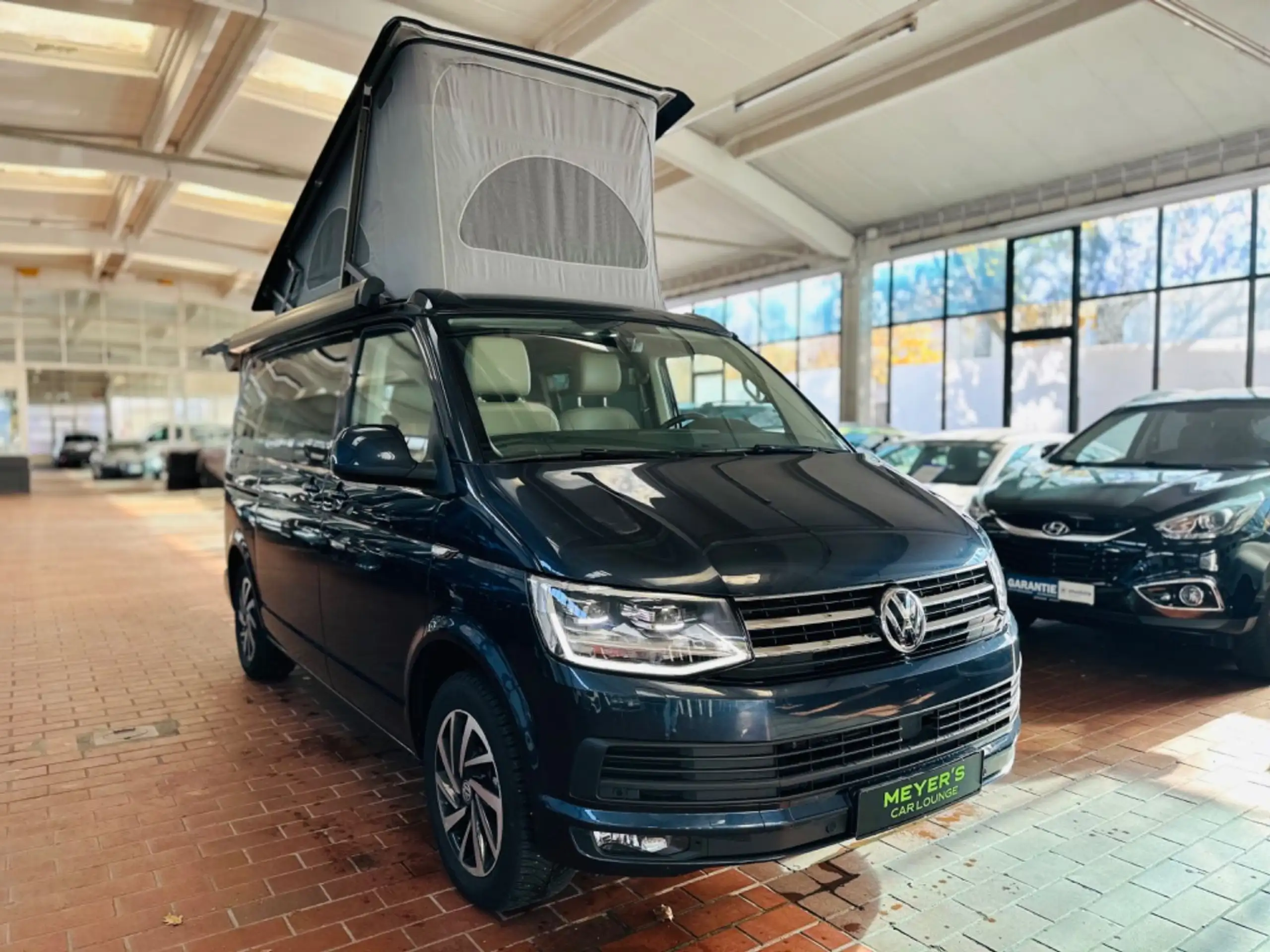 Volkswagen - T6 California