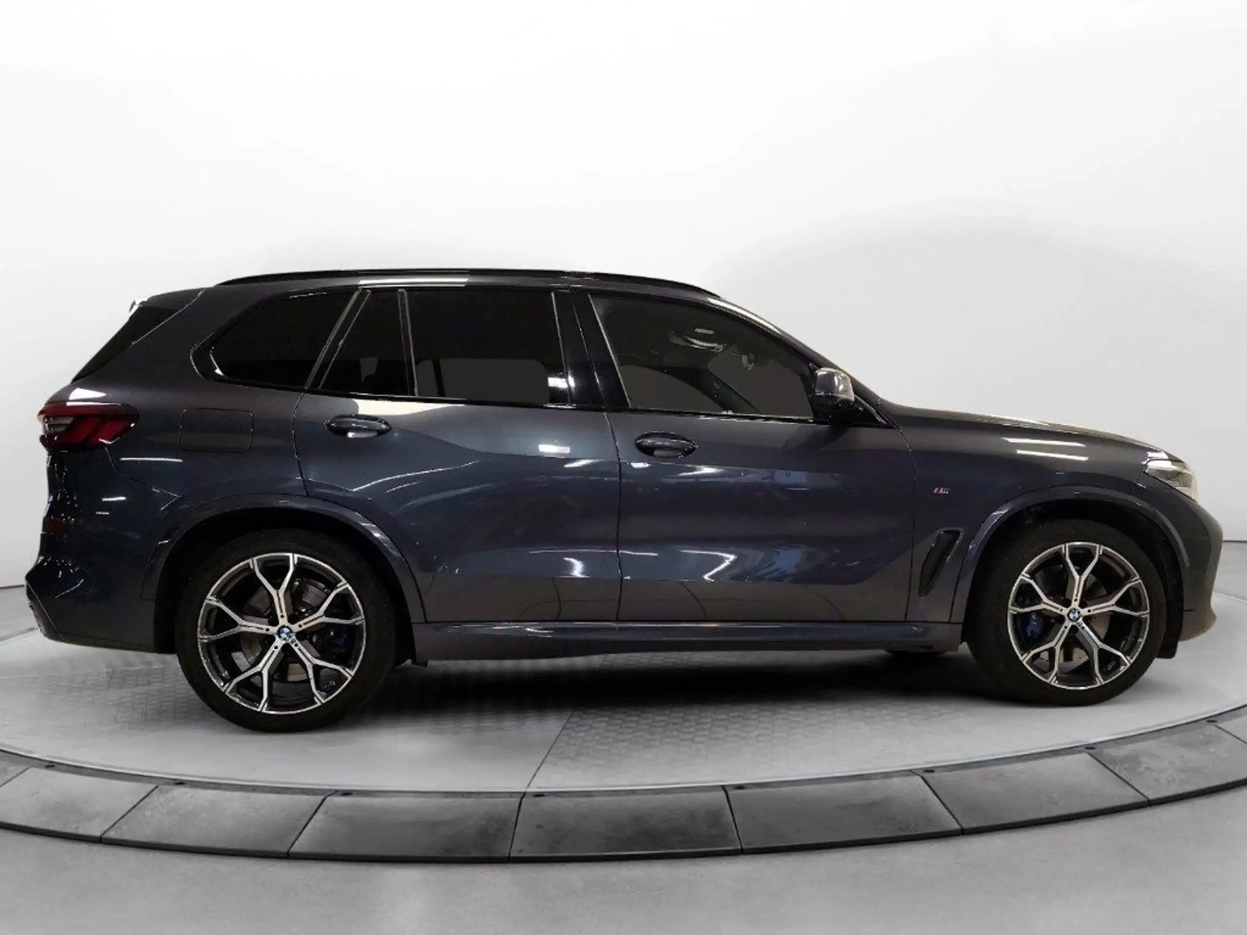 BMW - X5