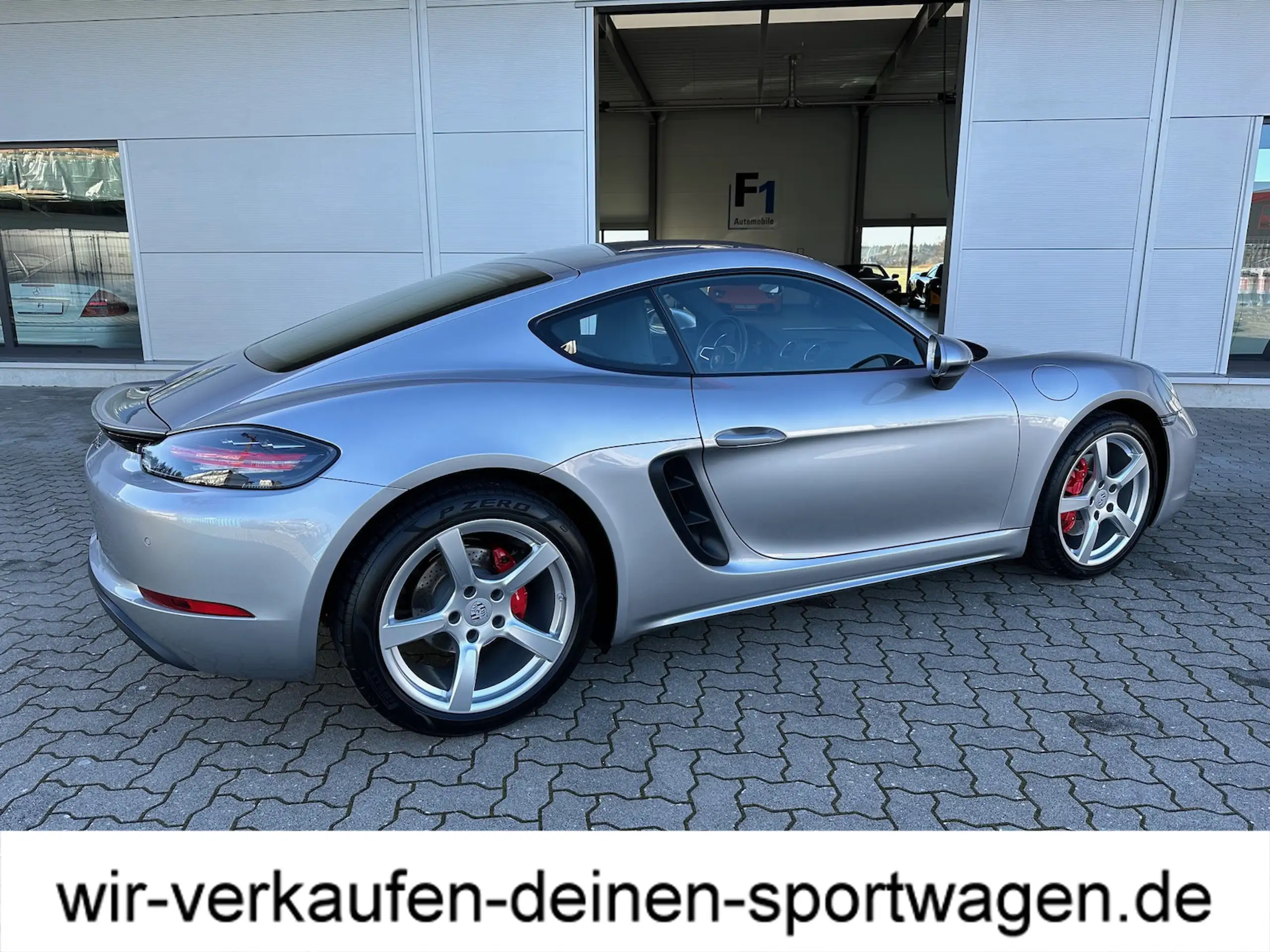 Porsche - Cayman