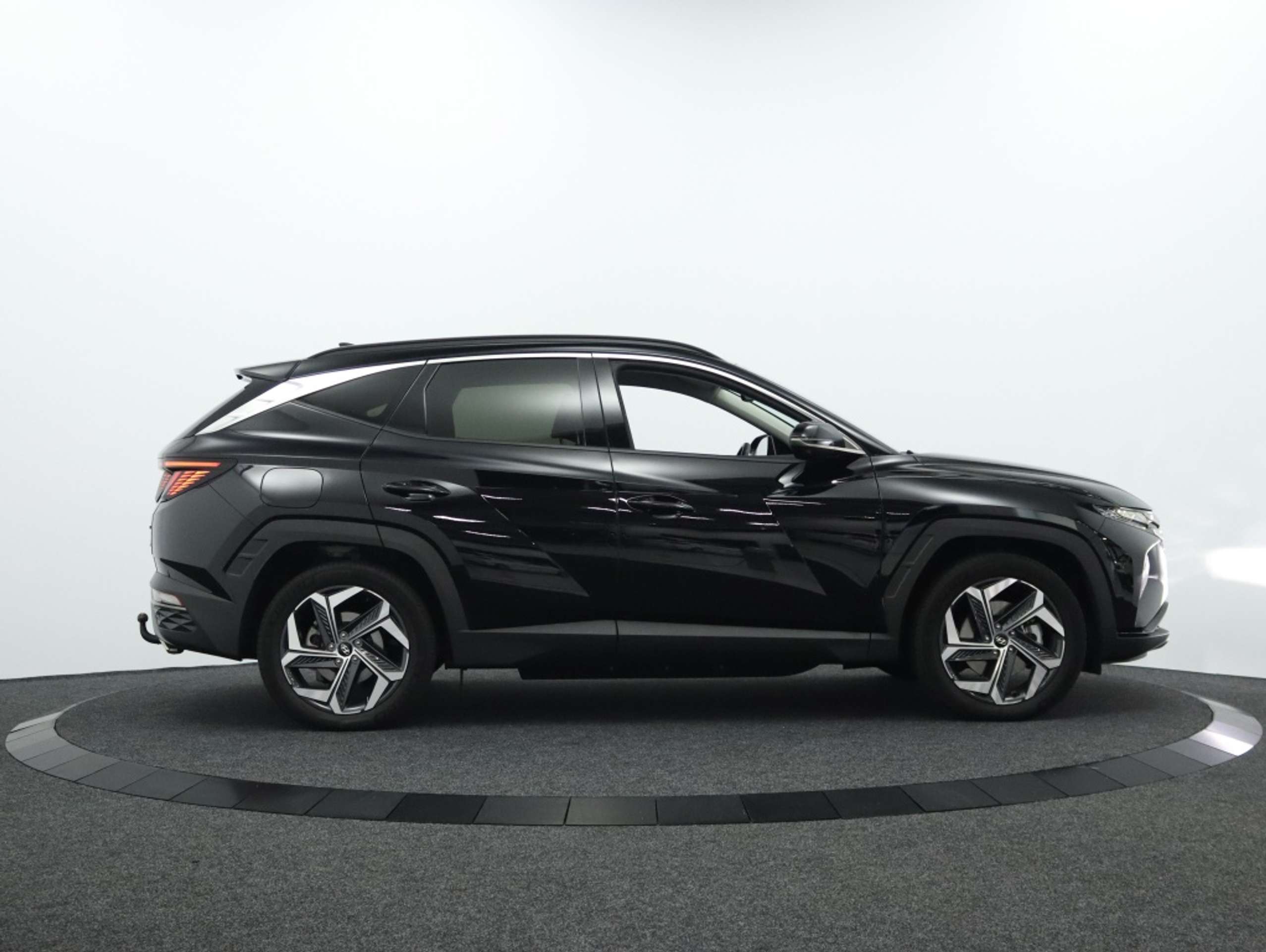 Hyundai - TUCSON