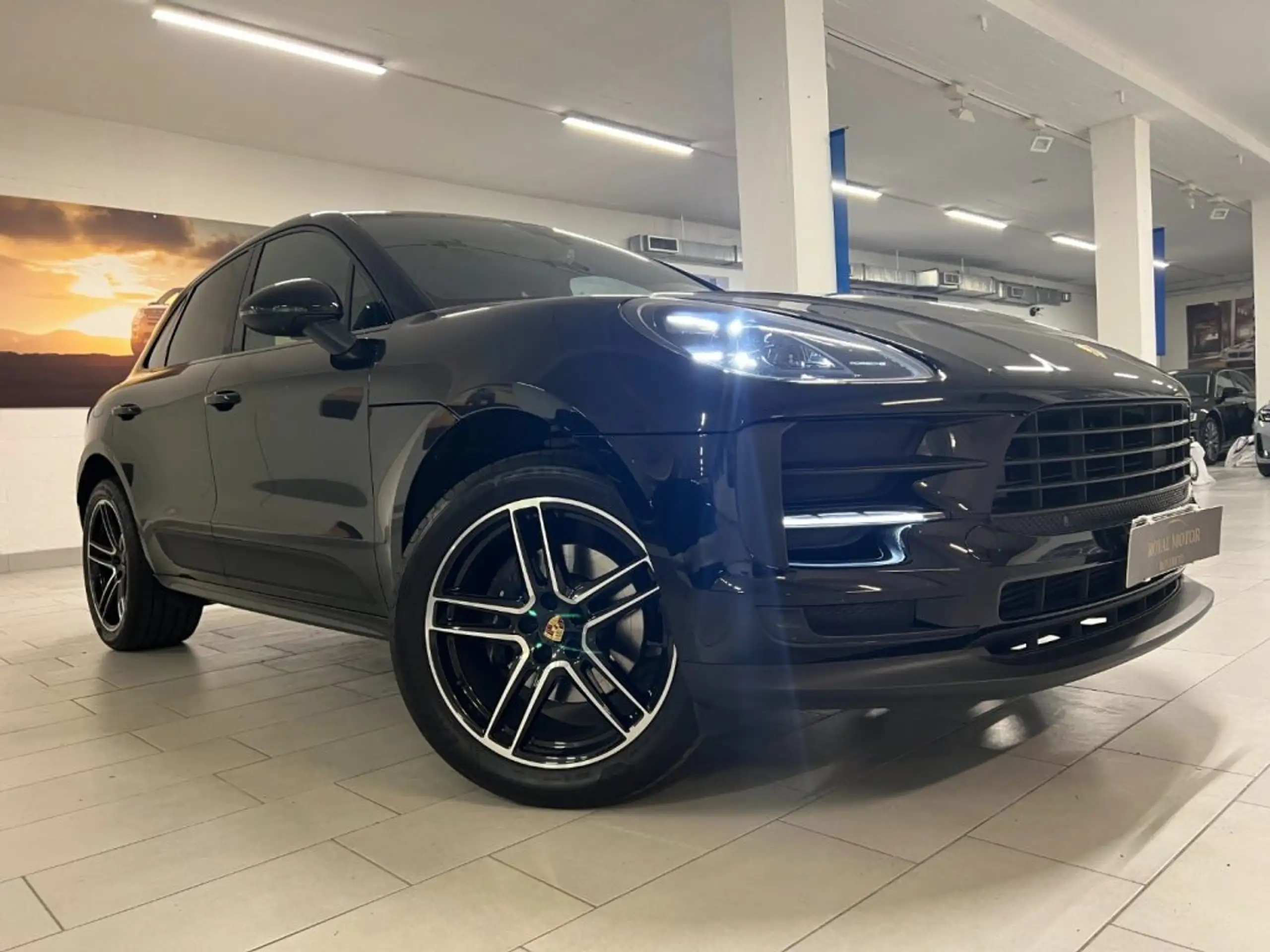 Porsche - Macan