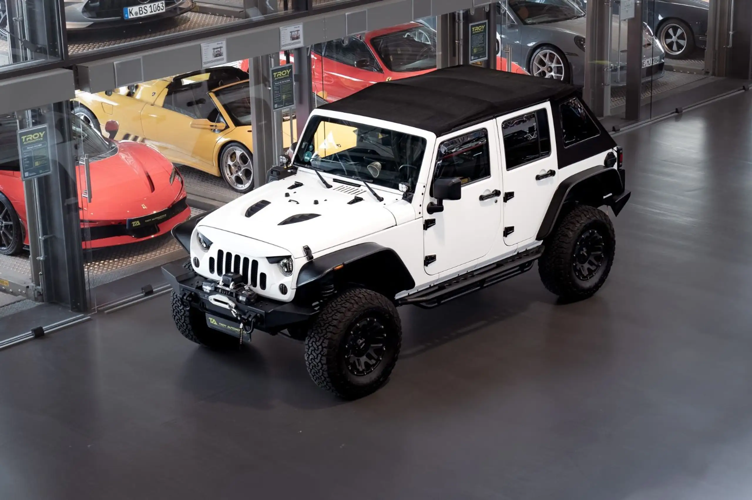 Jeep - Wrangler