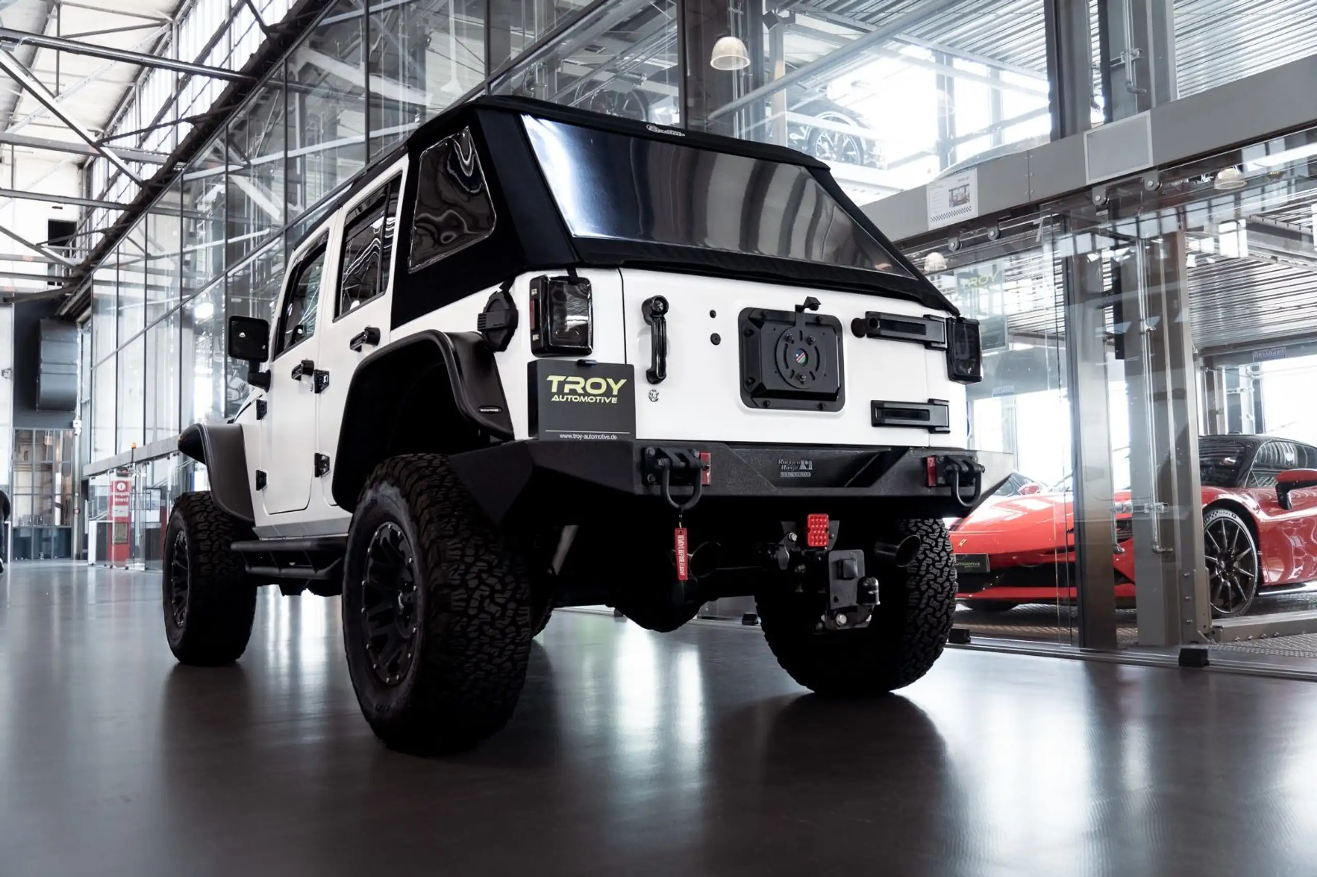 Jeep - Wrangler