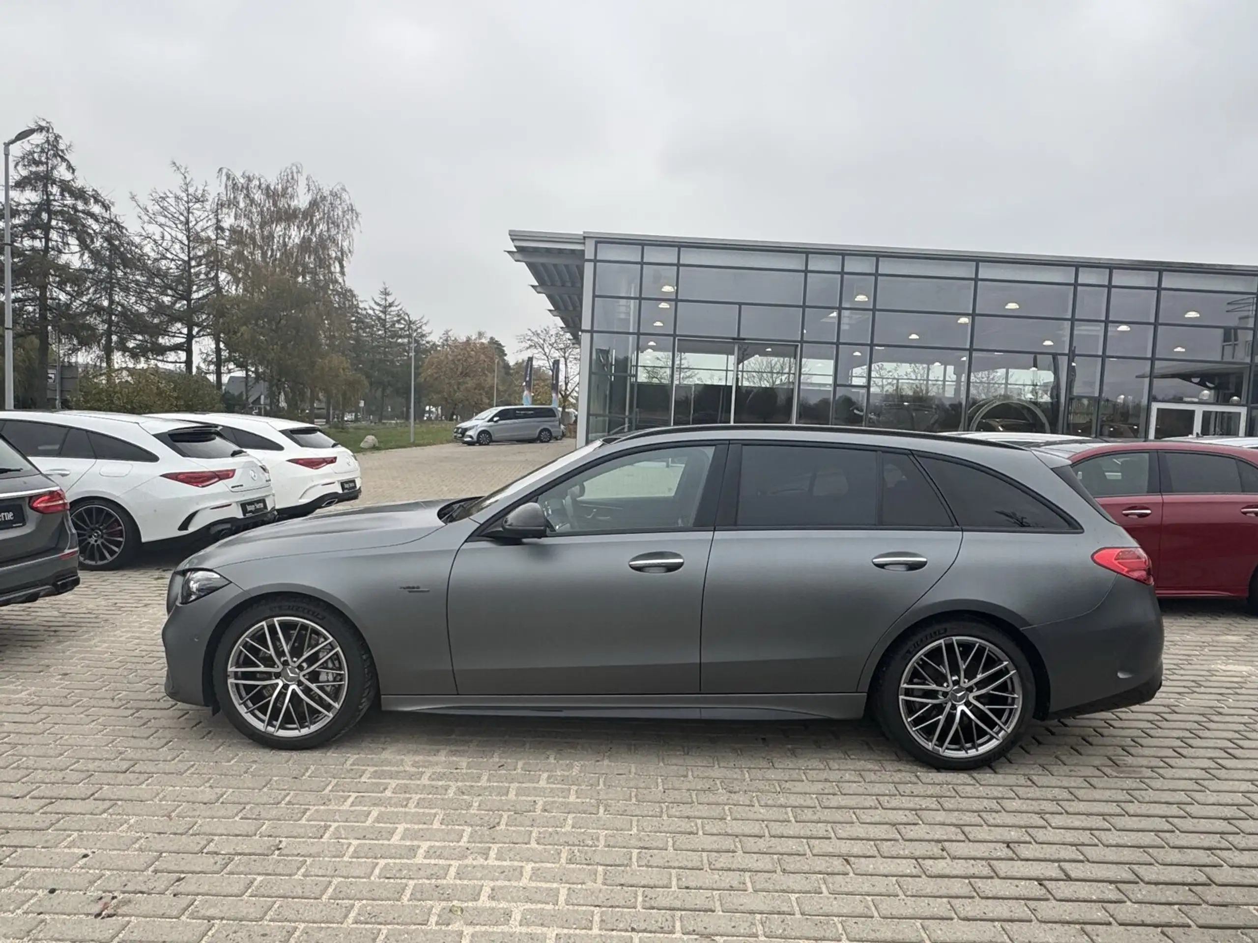 Mercedes-Benz - C 43 AMG