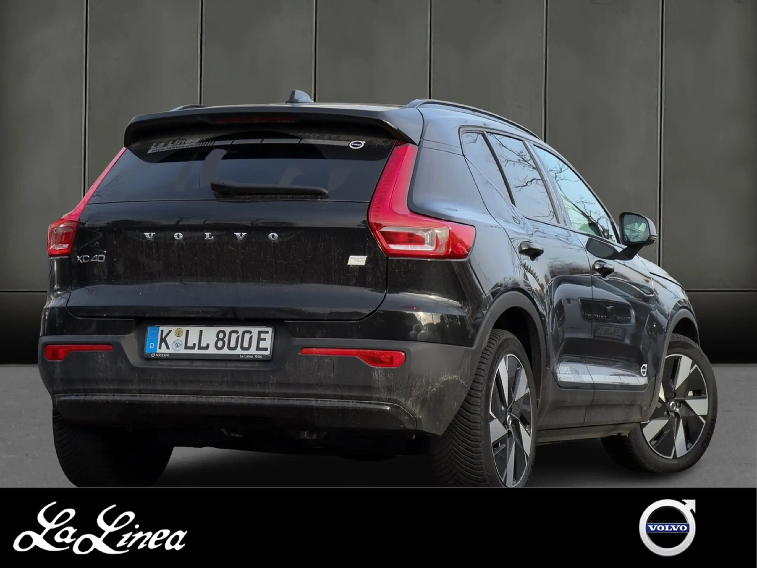 Volvo - XC40