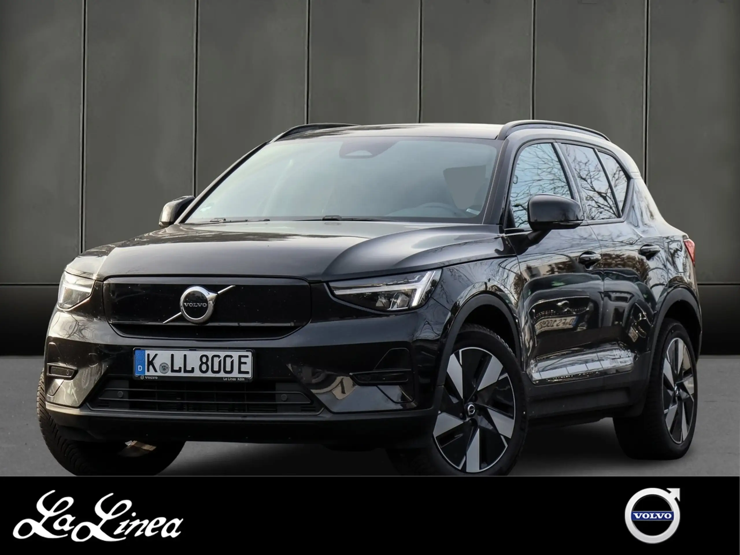 Volvo - XC40