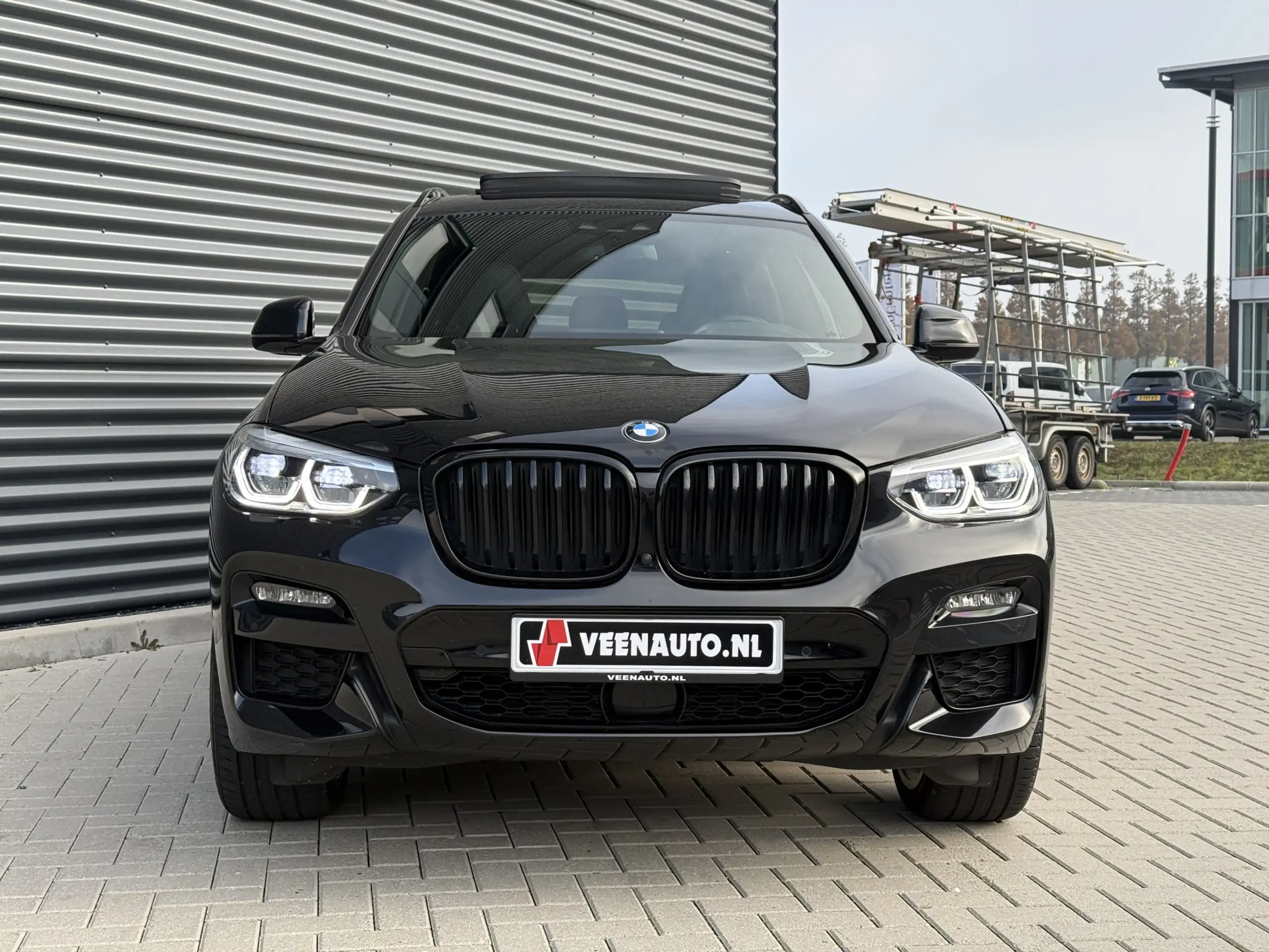 BMW - X3