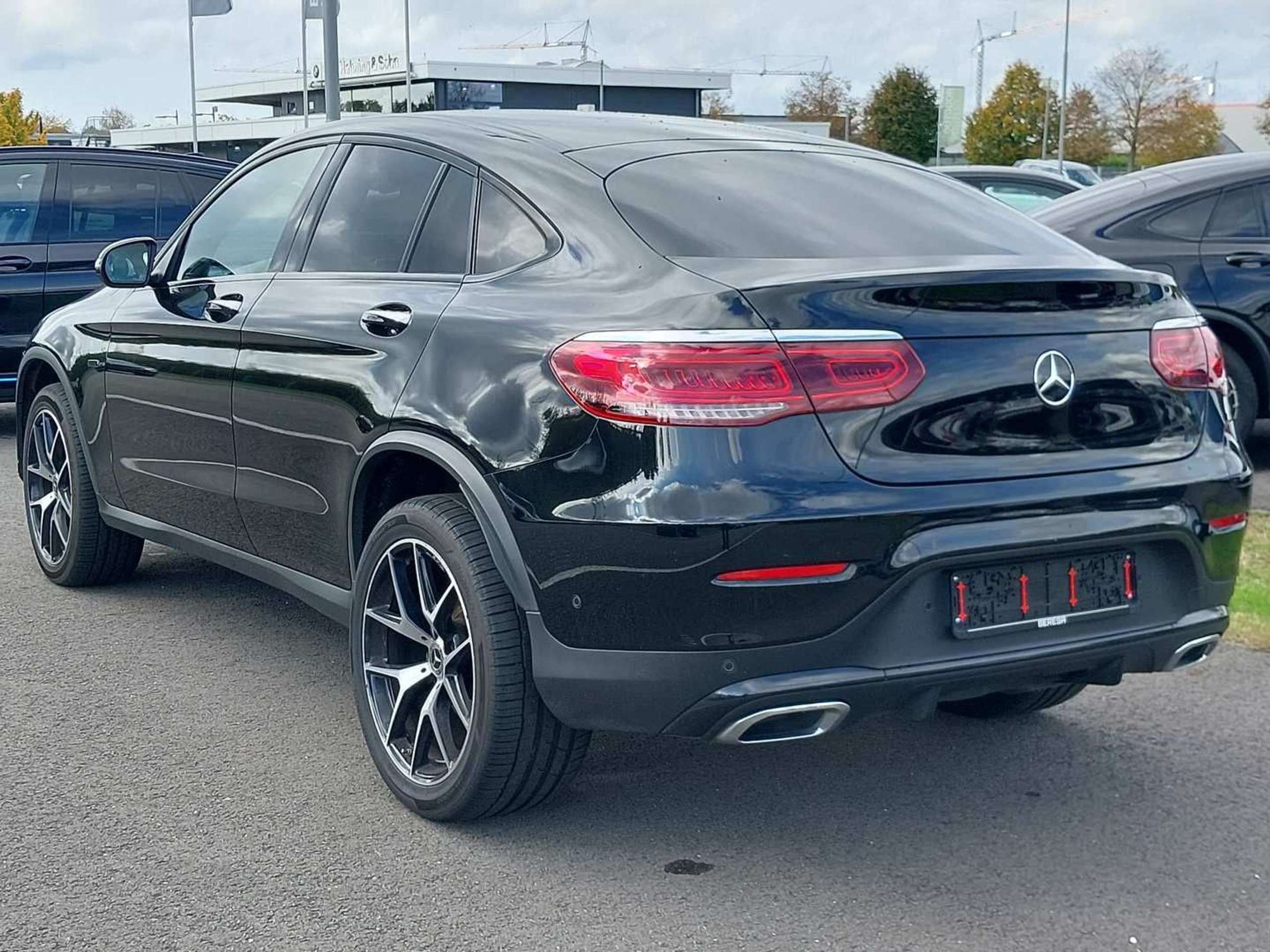 Mercedes-Benz - GLC 300