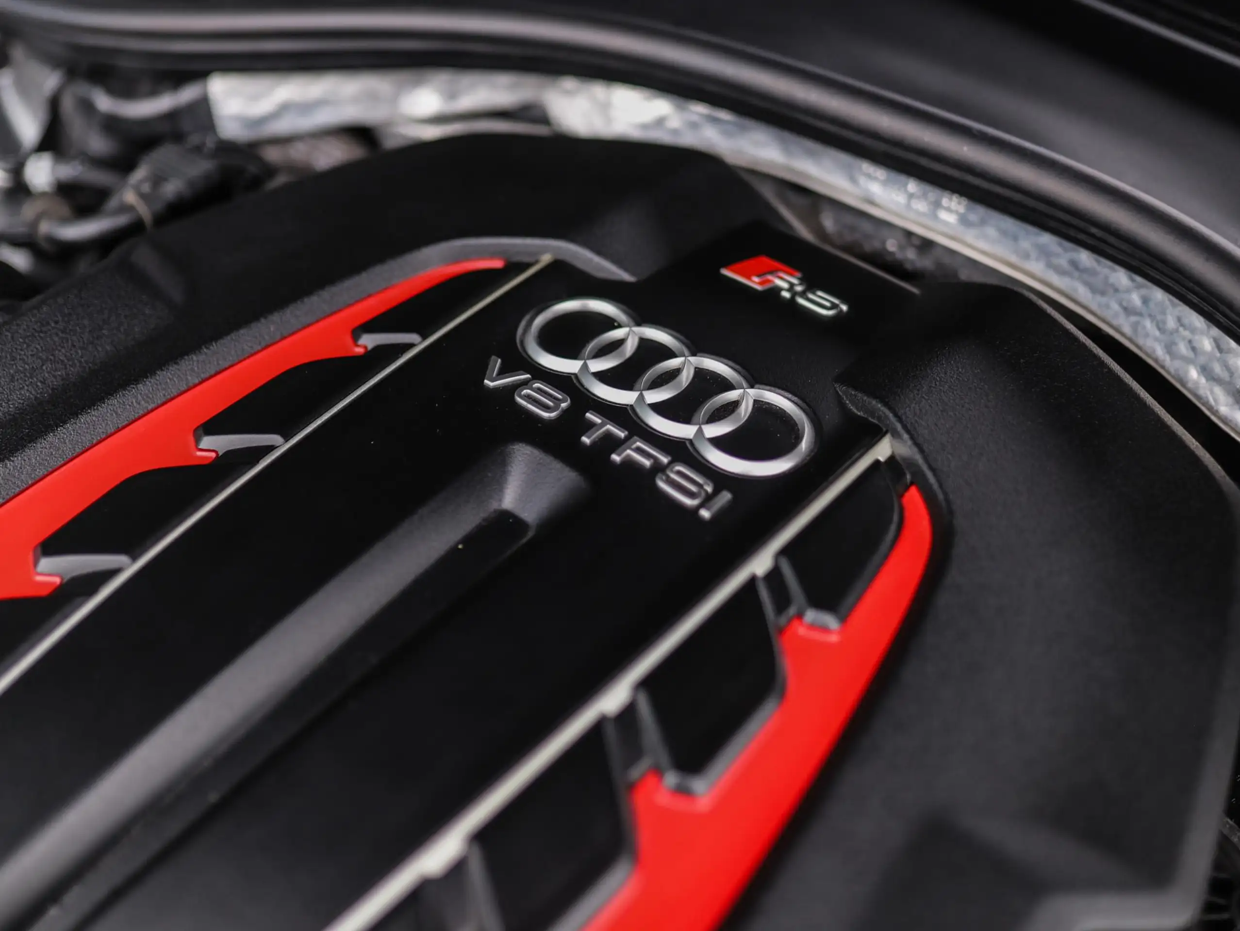 Audi - RS6