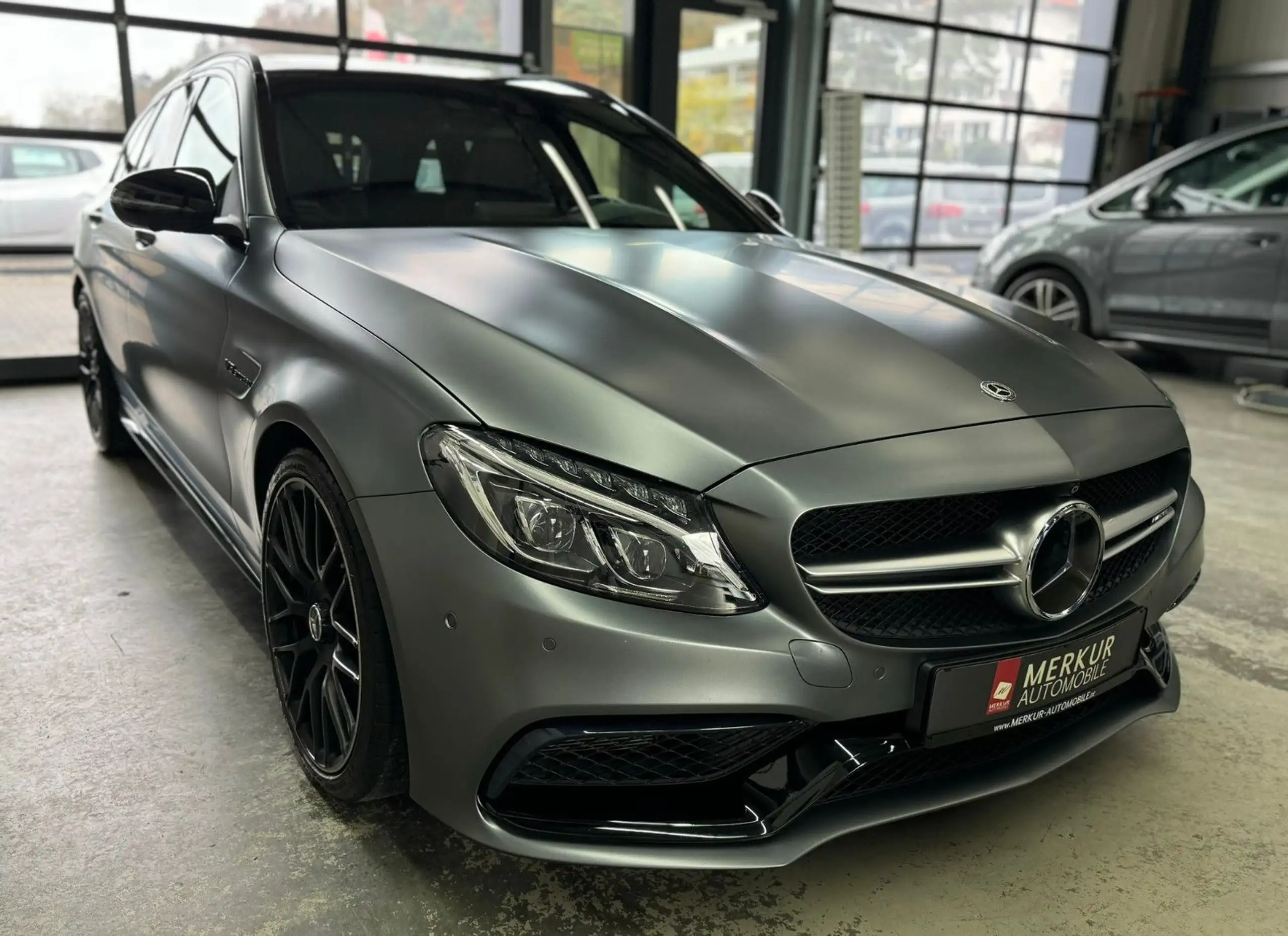 Mercedes-Benz - C 63 AMG