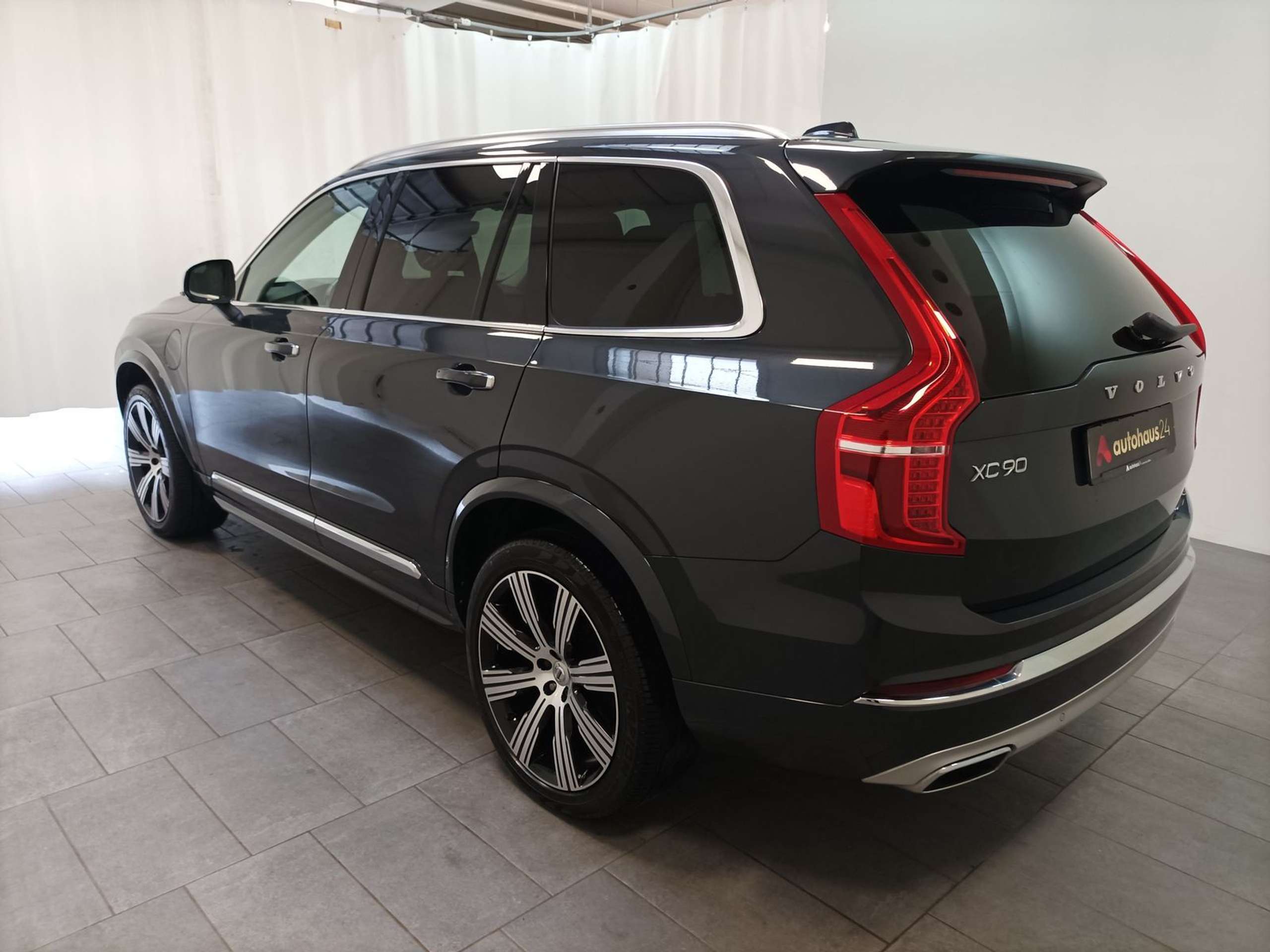 Volvo - XC90