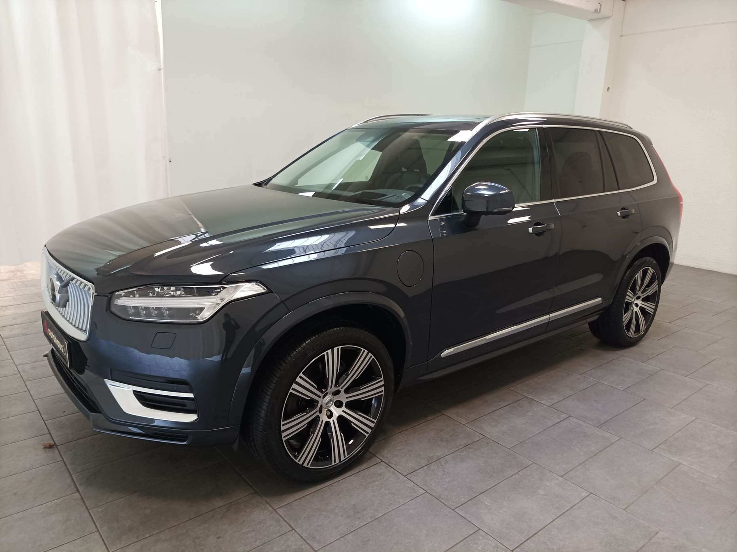 Volvo - XC90