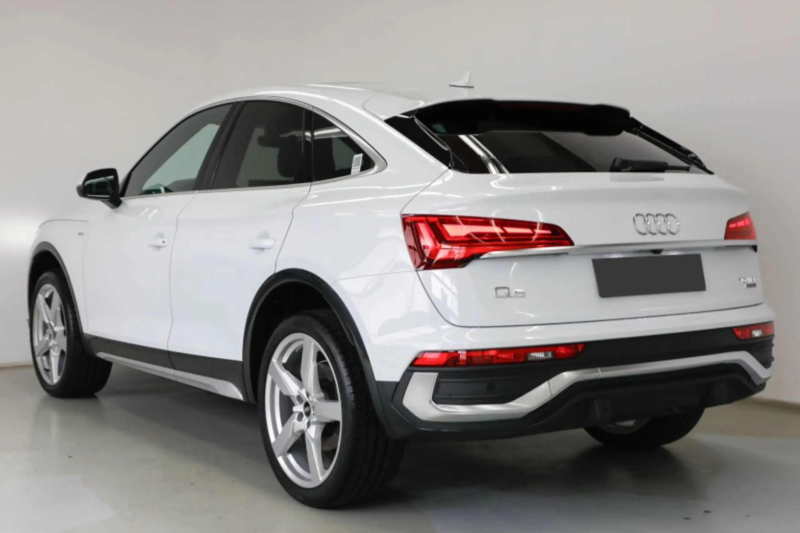 Audi - Q5