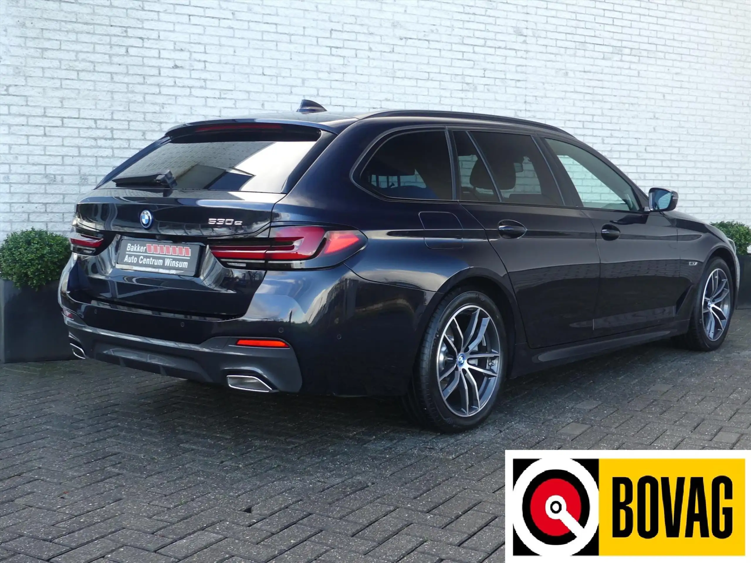 BMW - 530