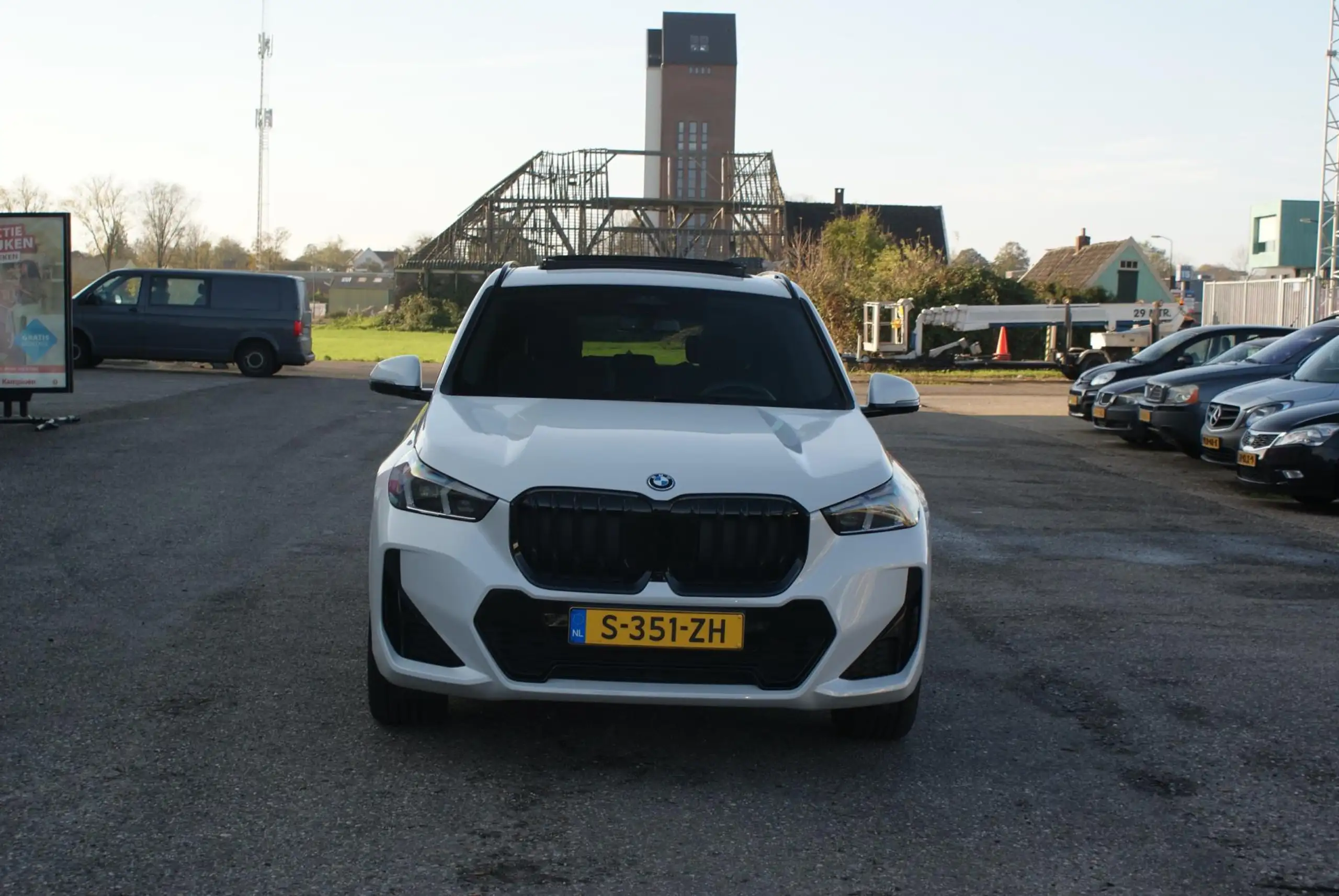 BMW - X1