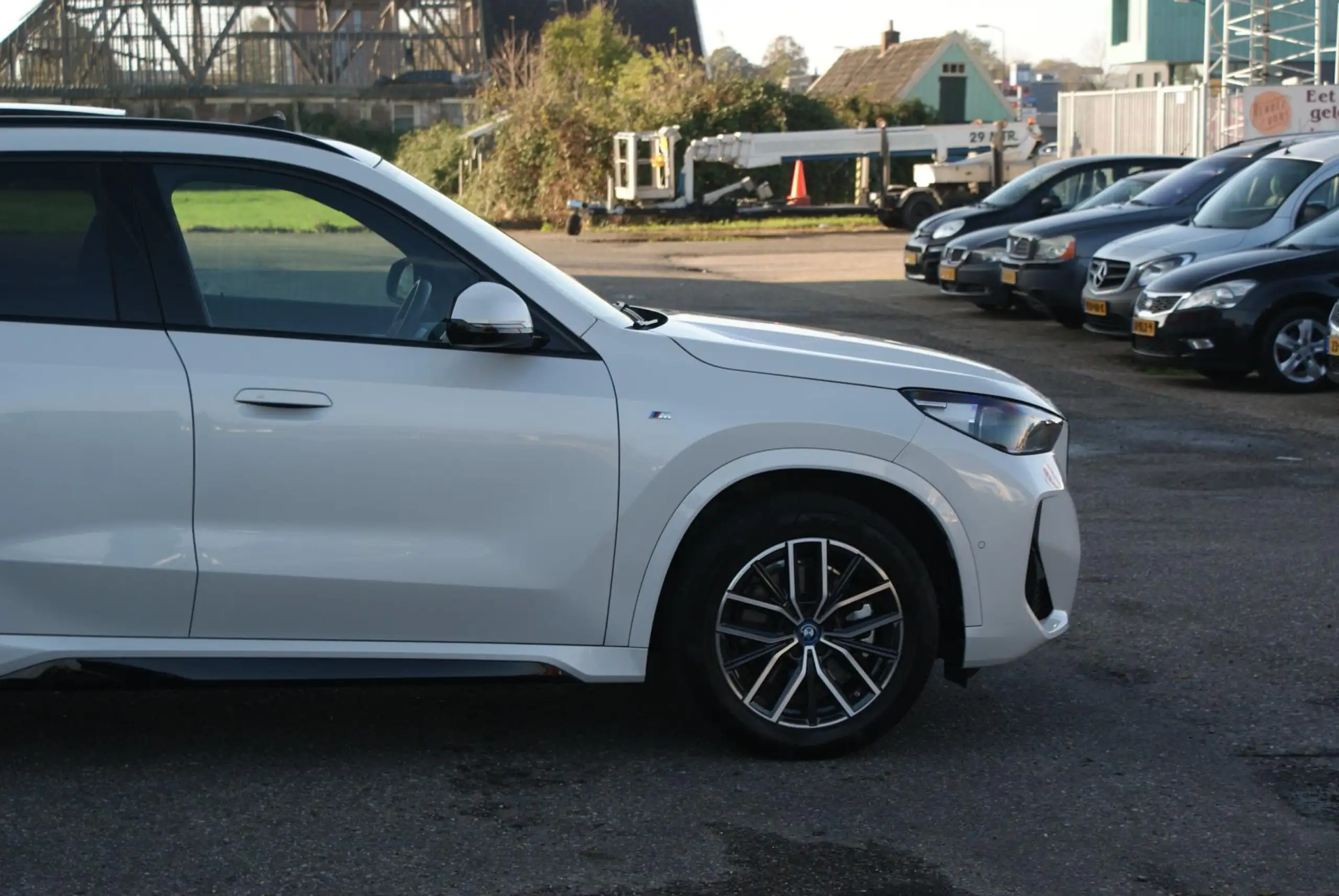 BMW - X1