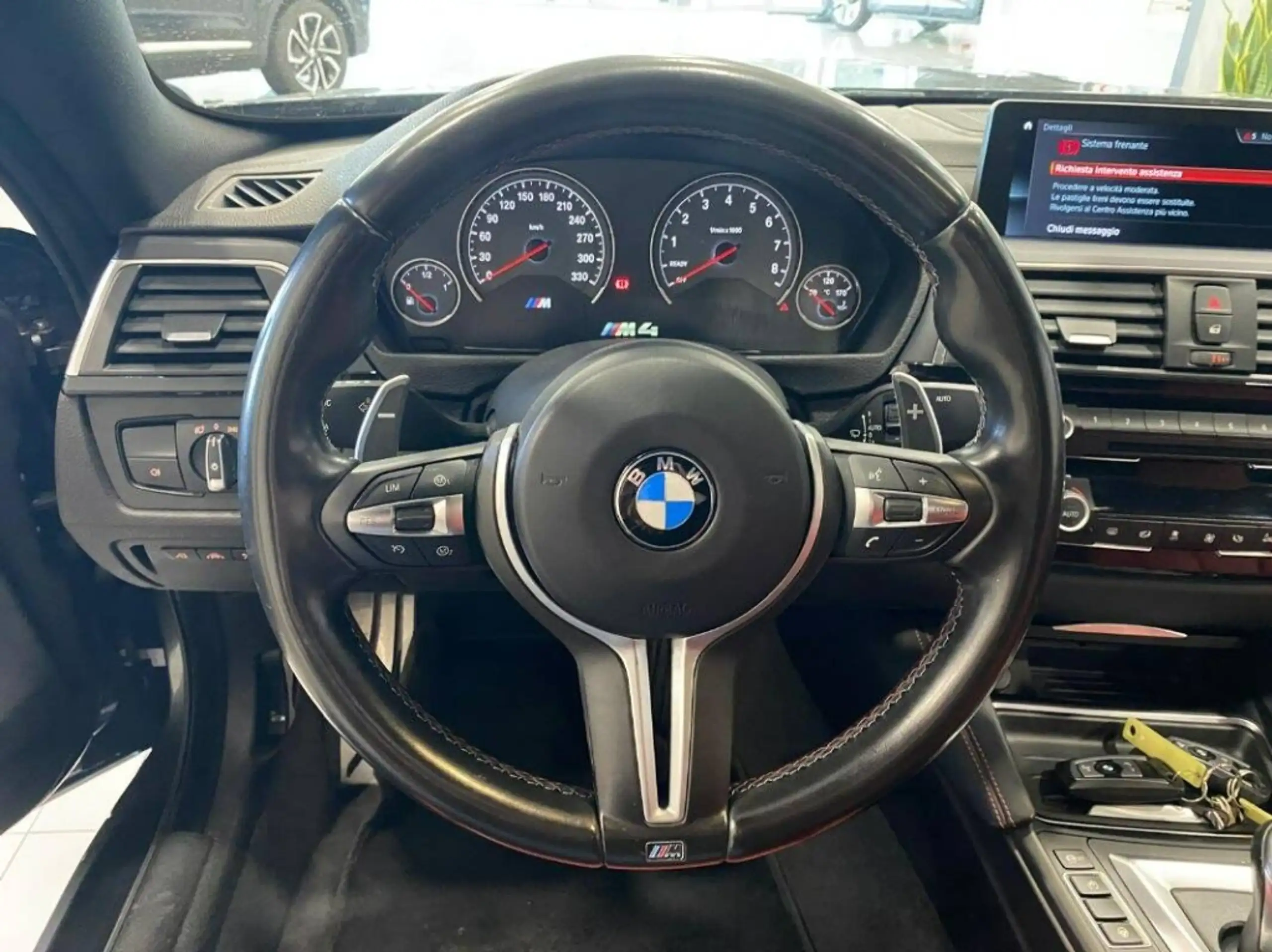 BMW - M4