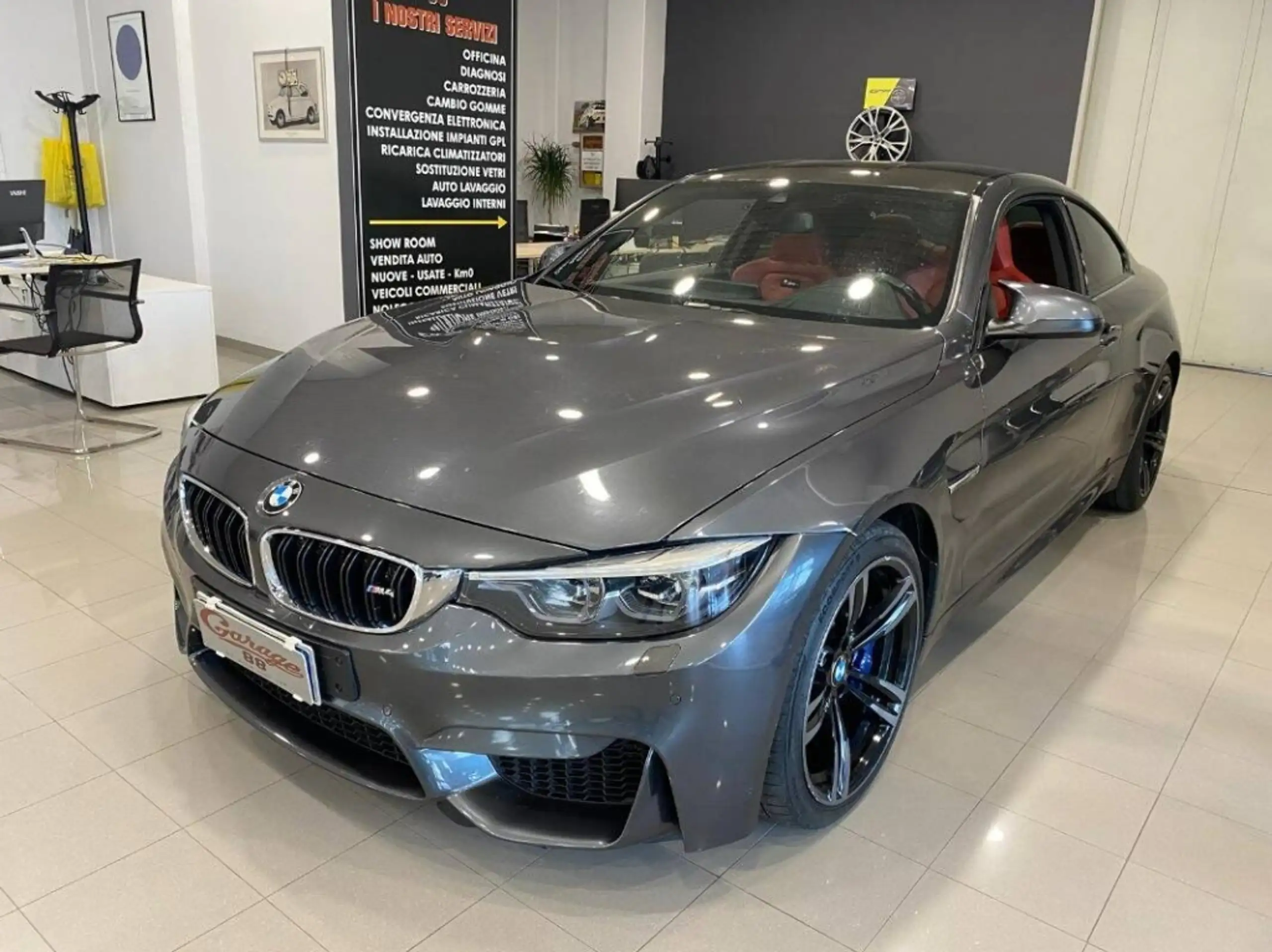 BMW - M4