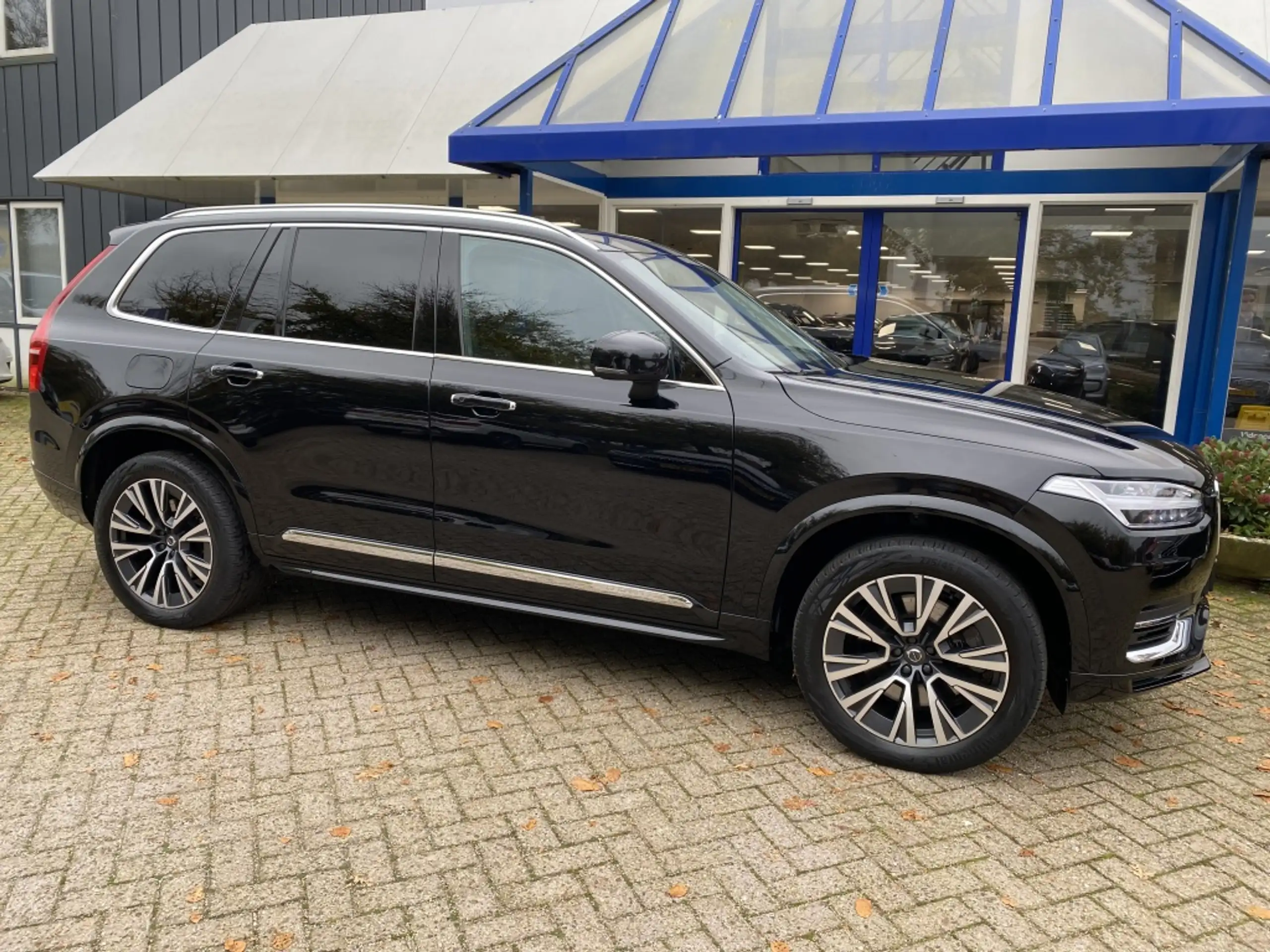 Volvo - XC90