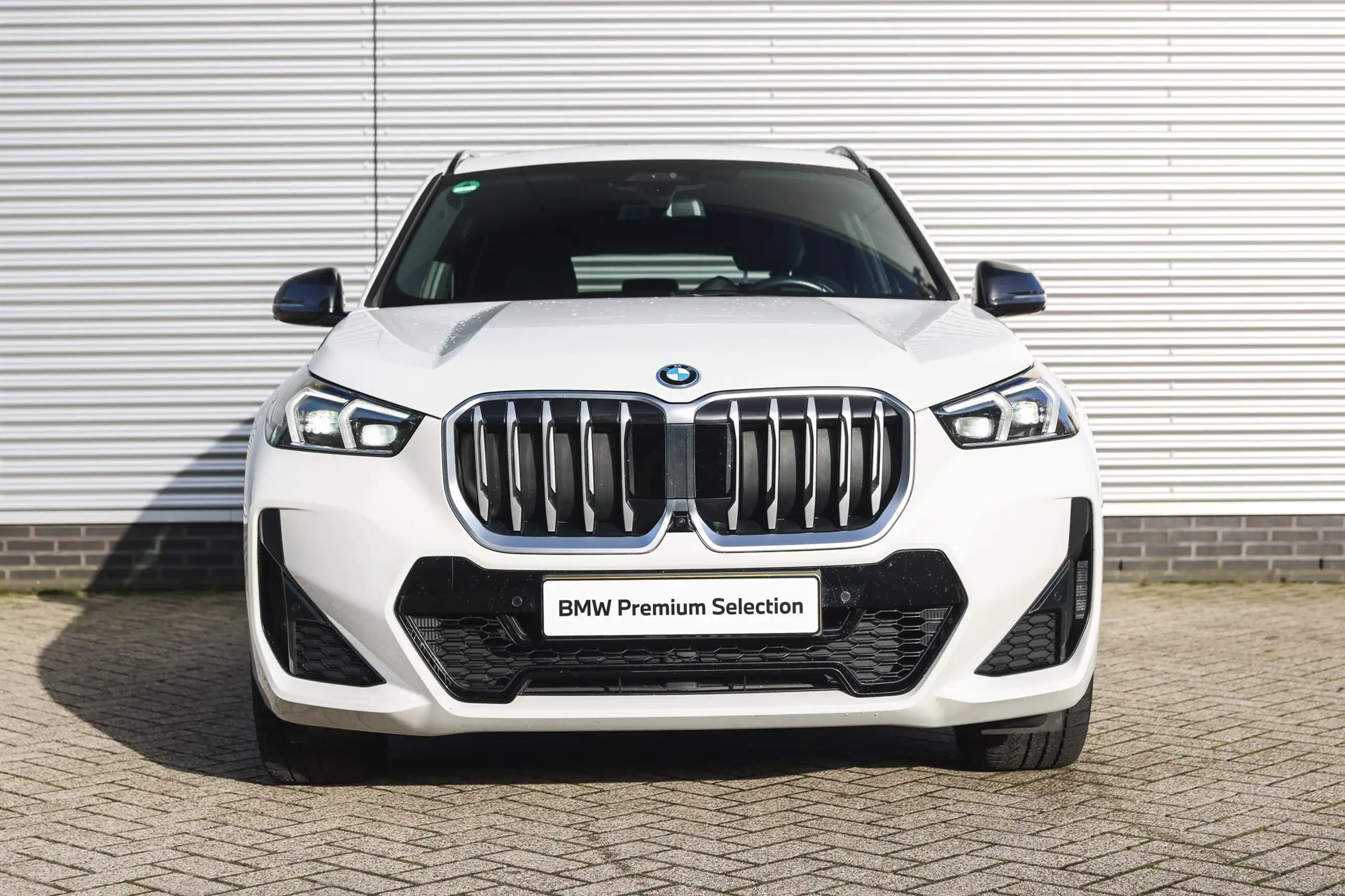 BMW - X1