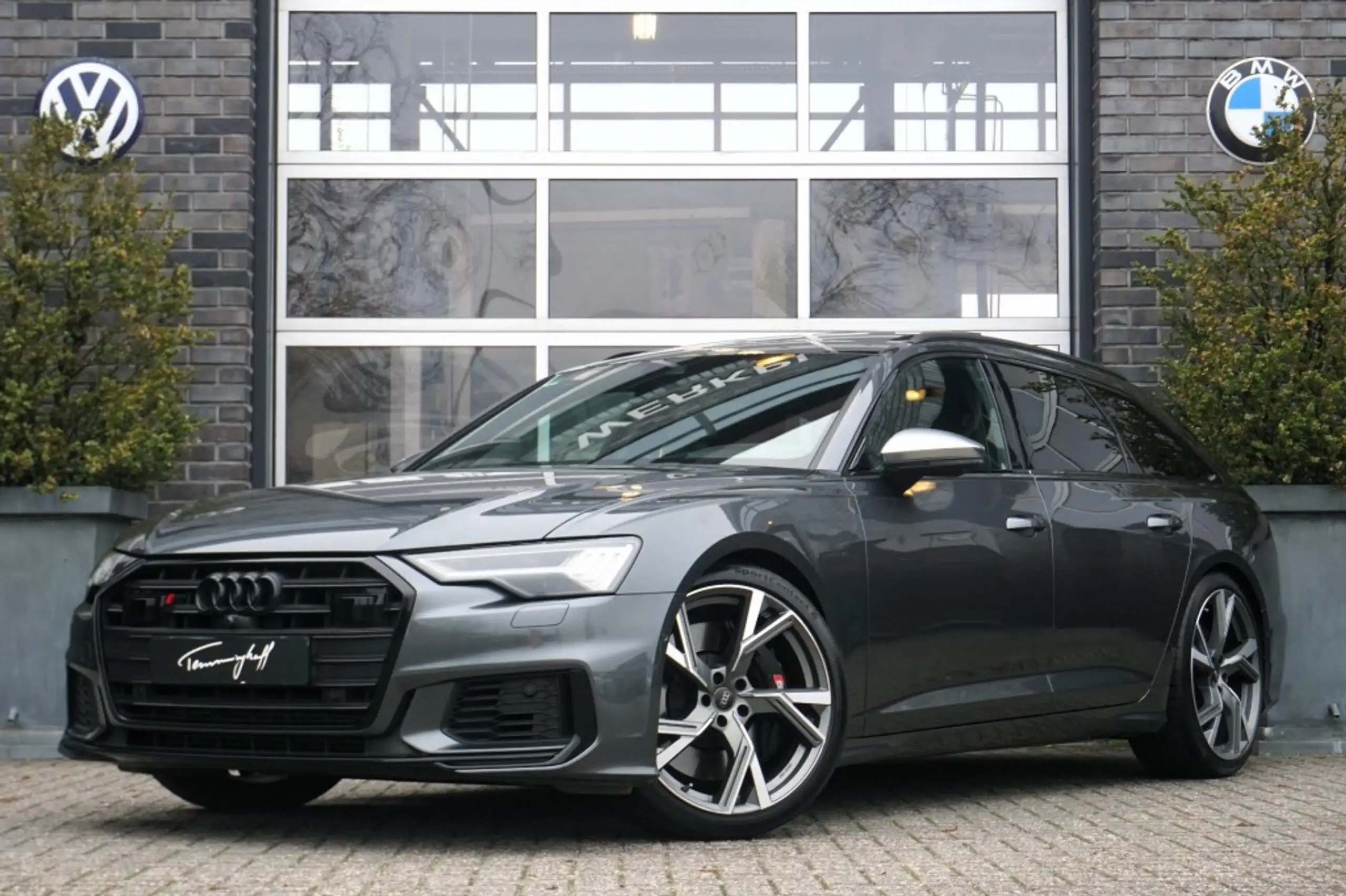 Audi - S6