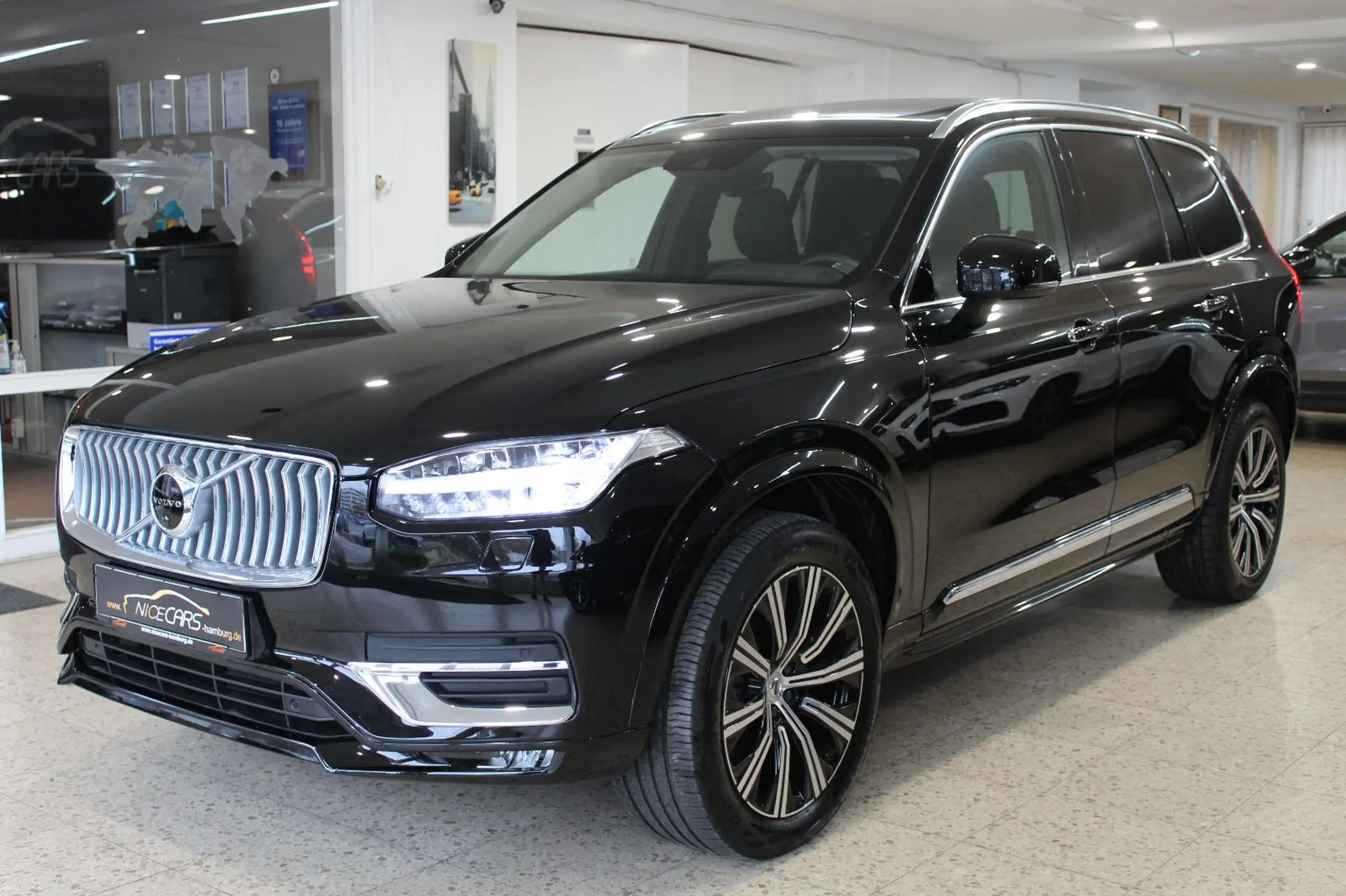 Volvo - XC90