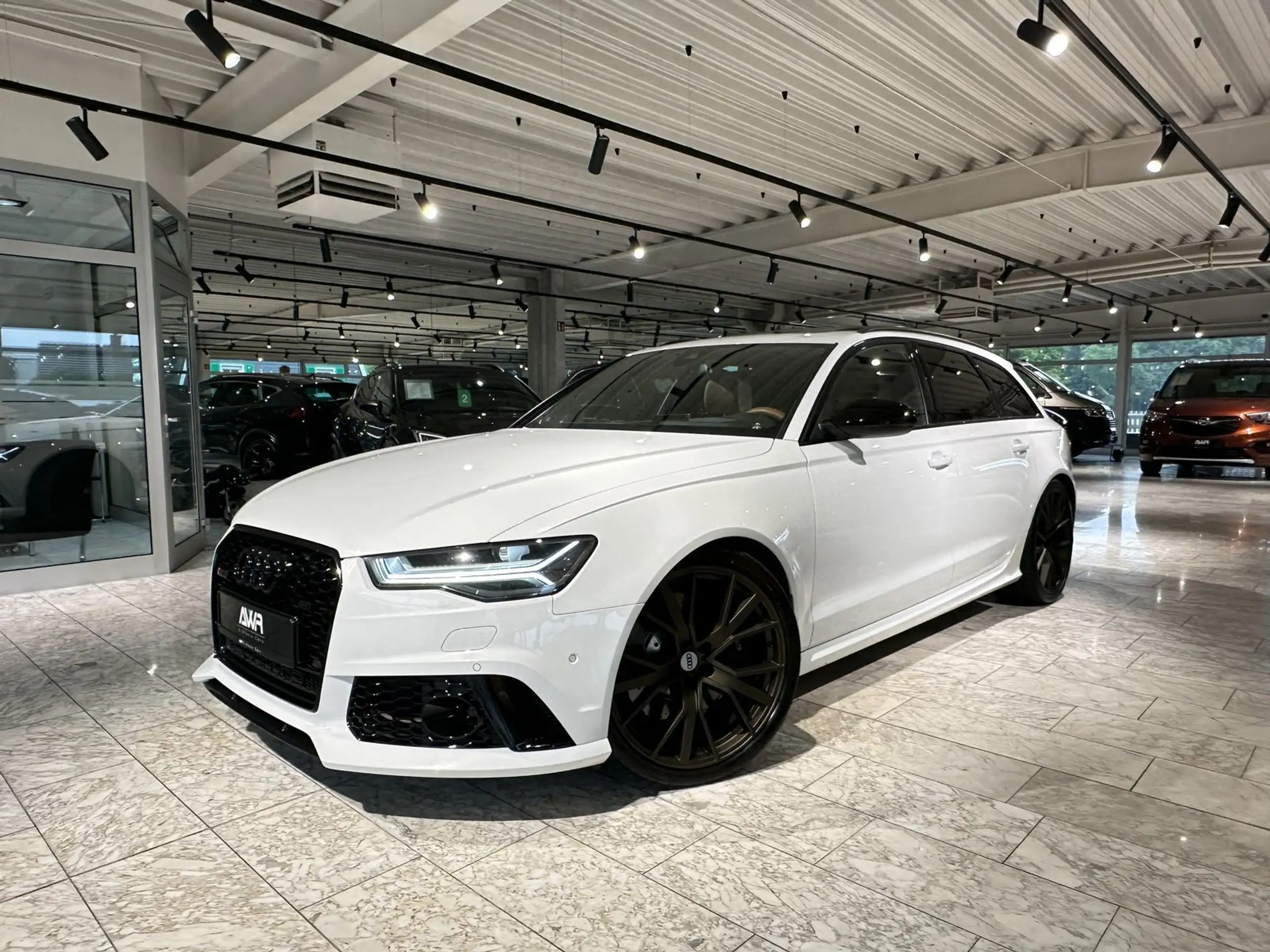 Audi - RS6