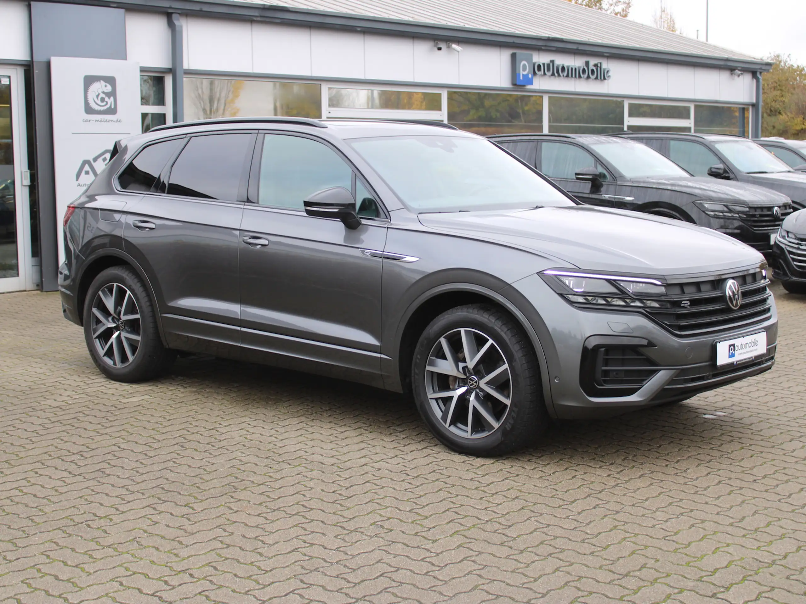 Volkswagen - Touareg