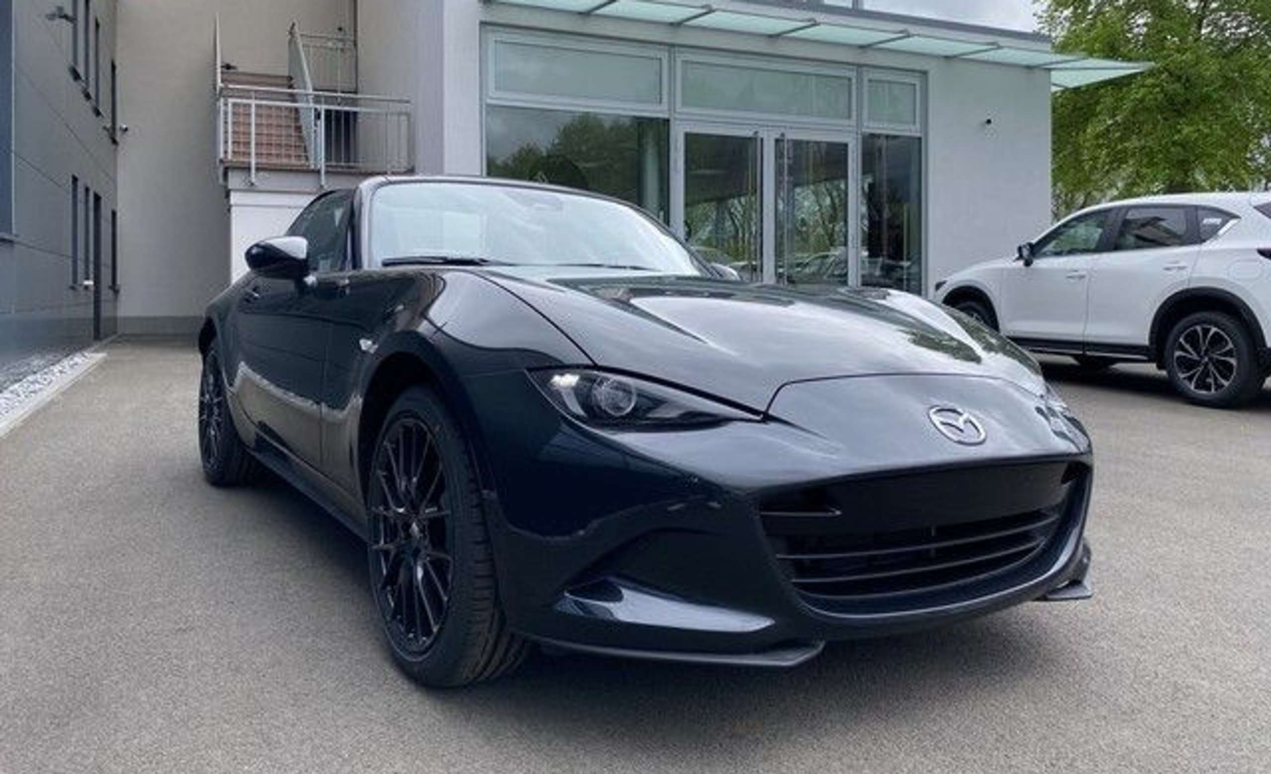 Mazda - MX-5