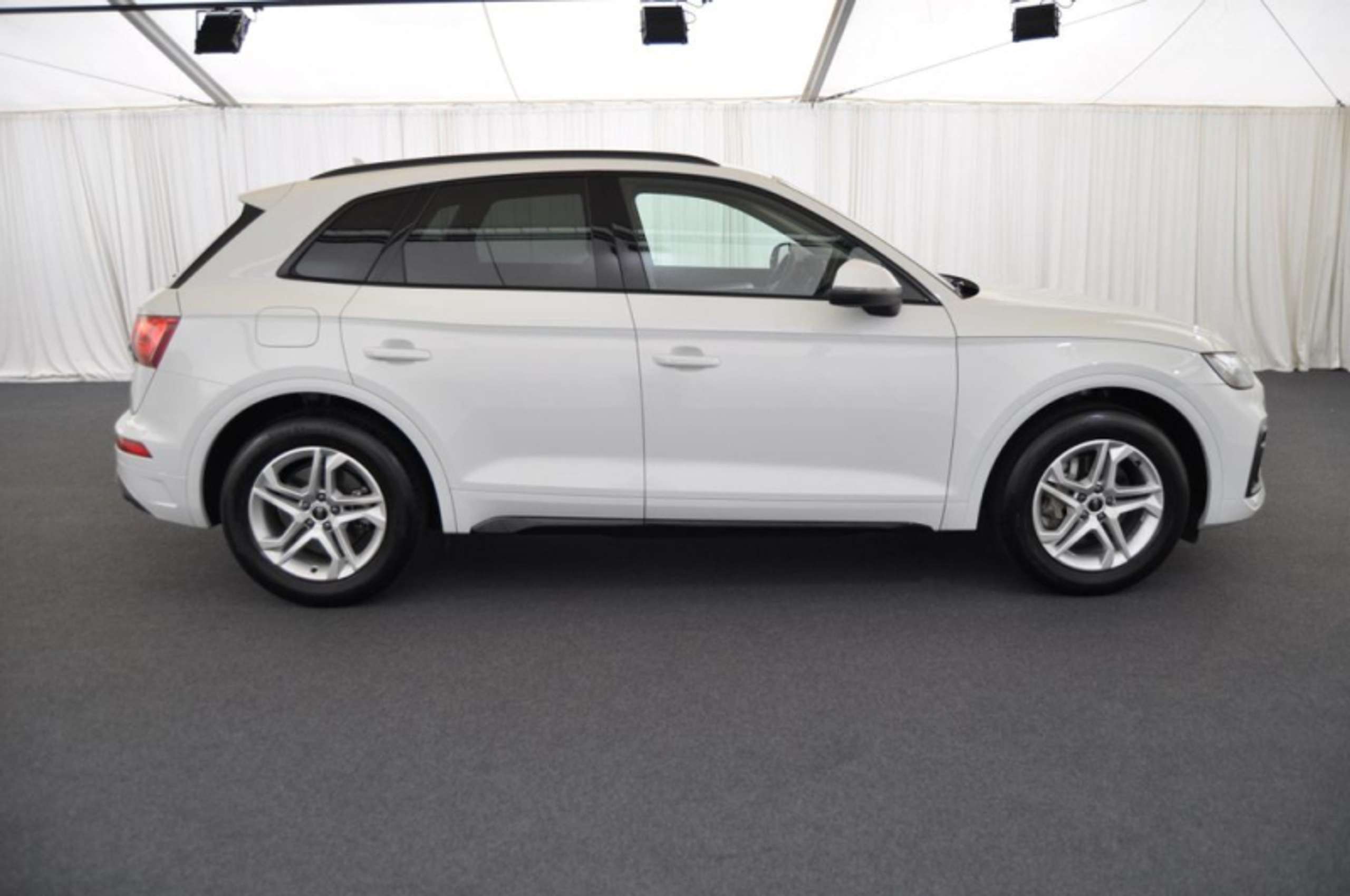 Audi - Q5